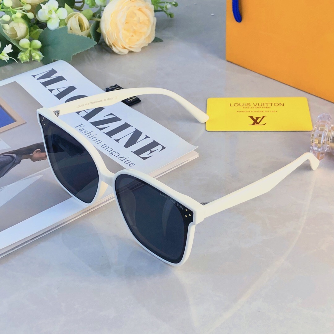 🔥🔥Louis vuitto*2026复古方形大框偏光太阳镜女网红时尚高街情侣开车防紫外线墨镜