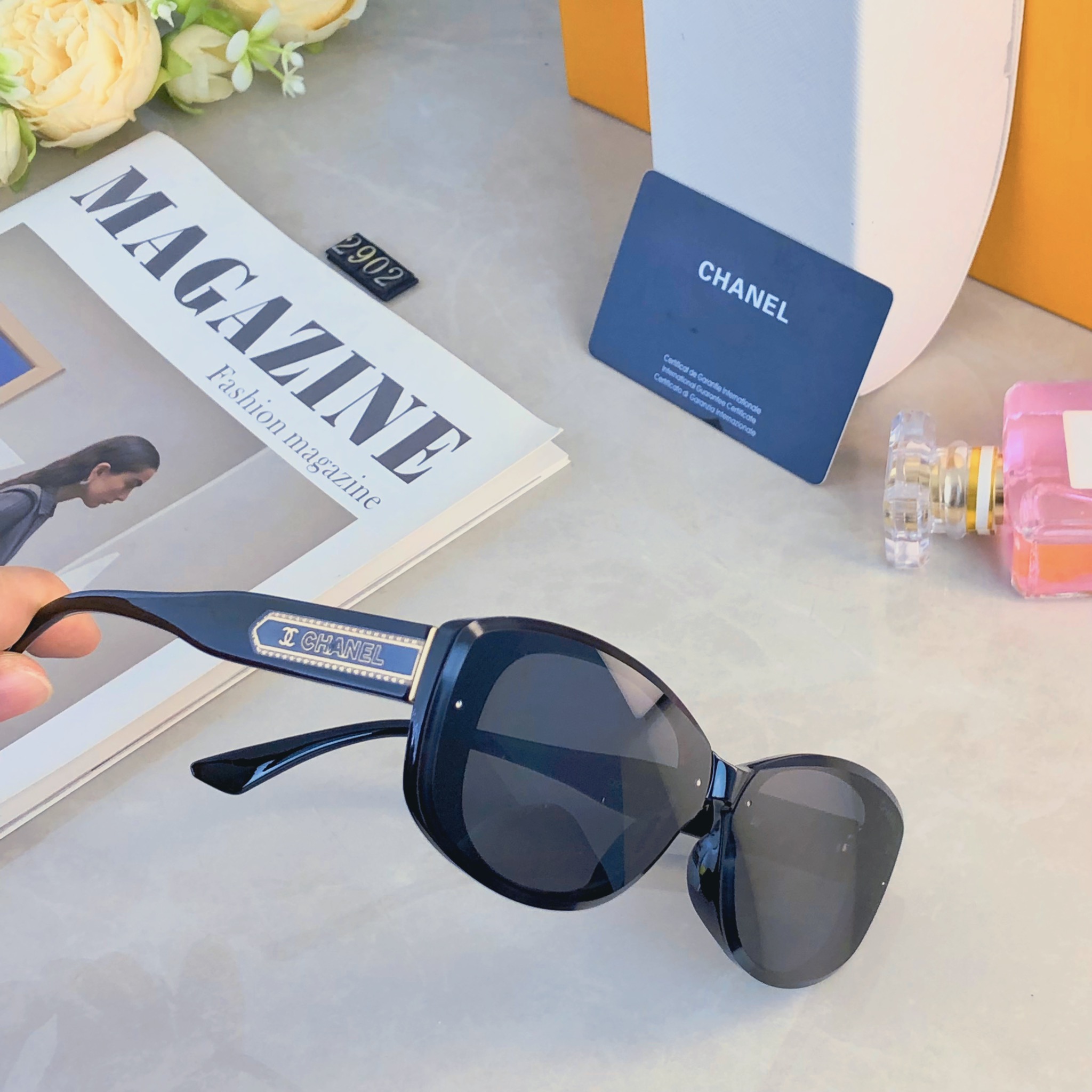 🔥🔥Chane*小香墨镜女时尚潮流防紫外线复古辣妹旅行防晒开车高颜值太阳镜