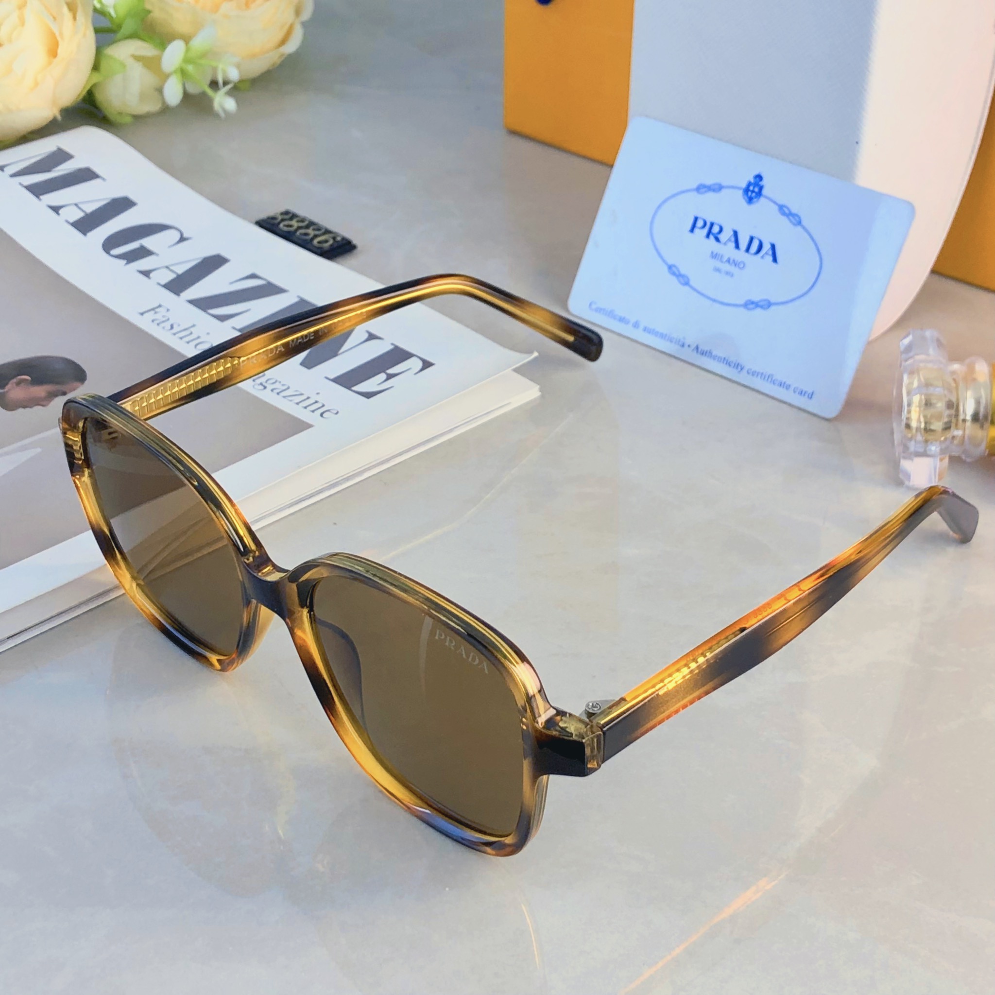 🔥🔥Prad*时尚新款太阳眼镜高品质高质感百搭遮阳潮大气