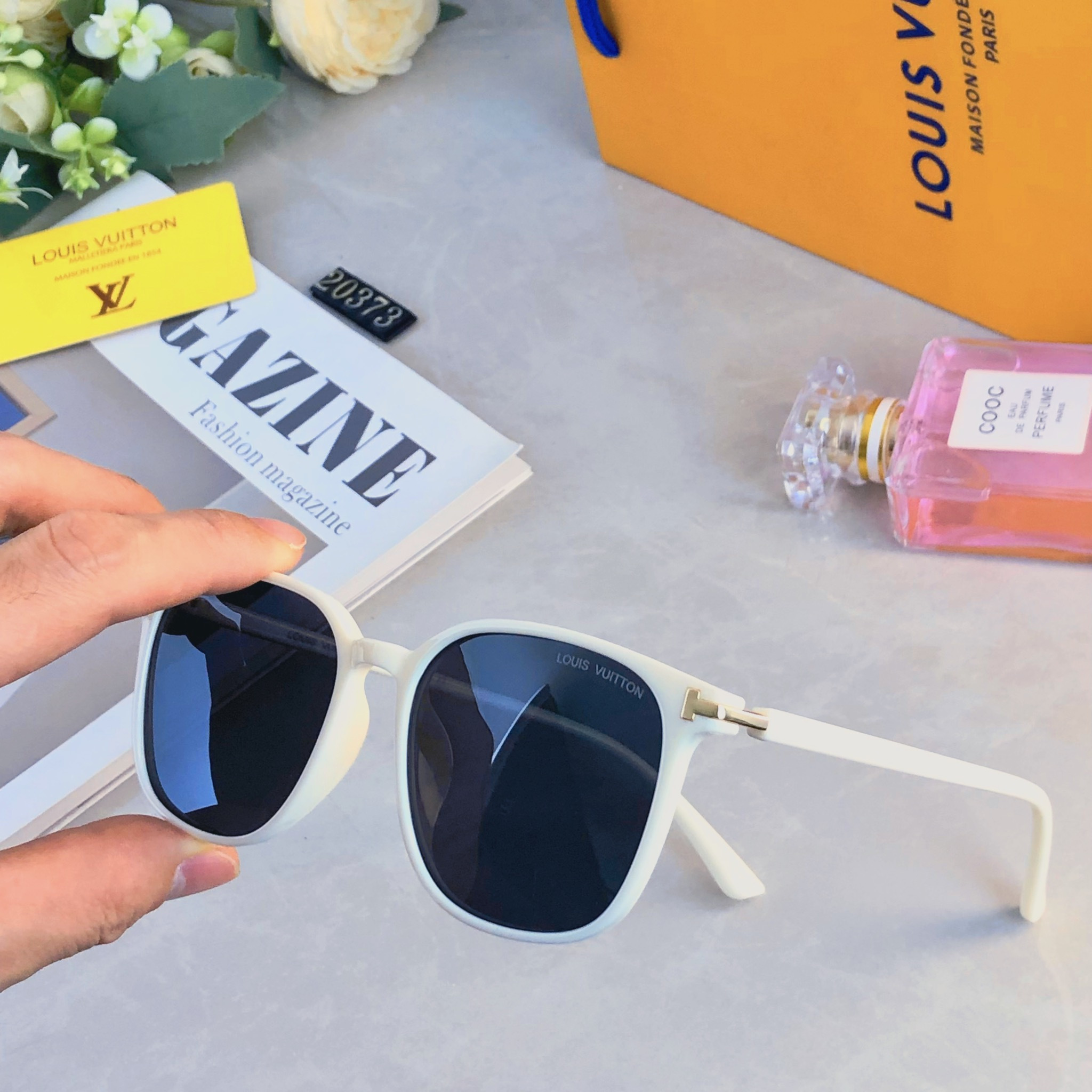 🔥🔥Louis vuitto*2026年新款方框黑色墨镜男女潮流太阳镜防紫外线遮阳镜高级感新款