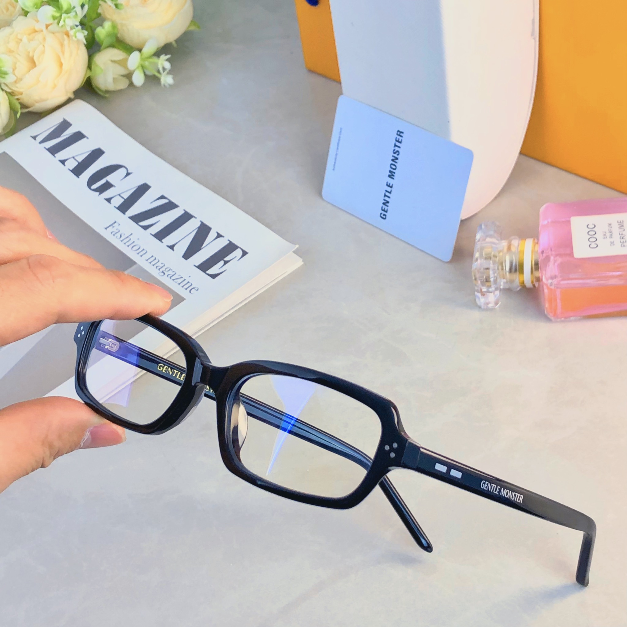 🔥🔥韩版复古方框黄色墨镜女小框米钉时尚百搭街拍太阳镜男防紫外线潮