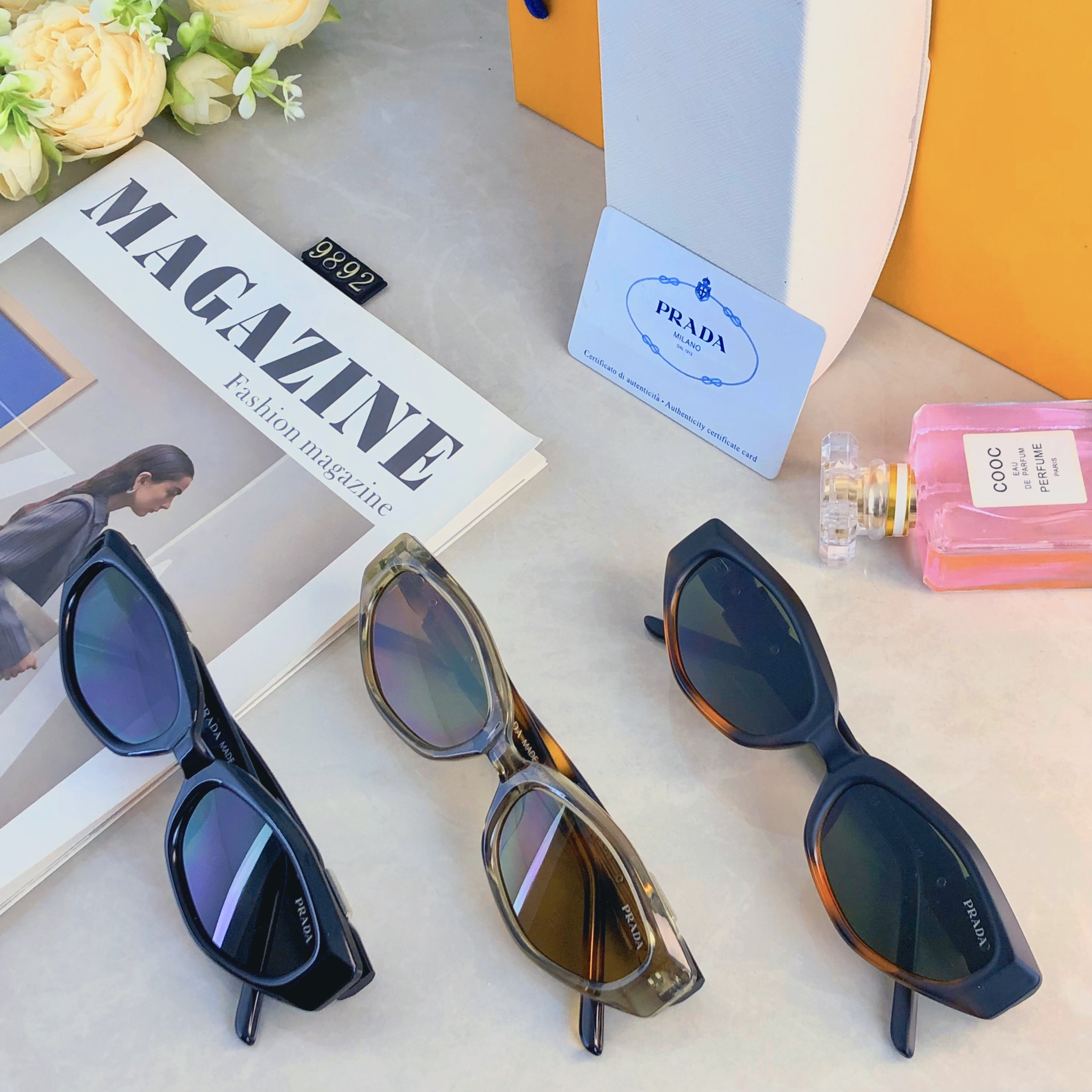 🔥🔥Prad*小红书韩版复古猫眼小脸小红书墨镜高级感ins防紫外太阳镜方圆脸