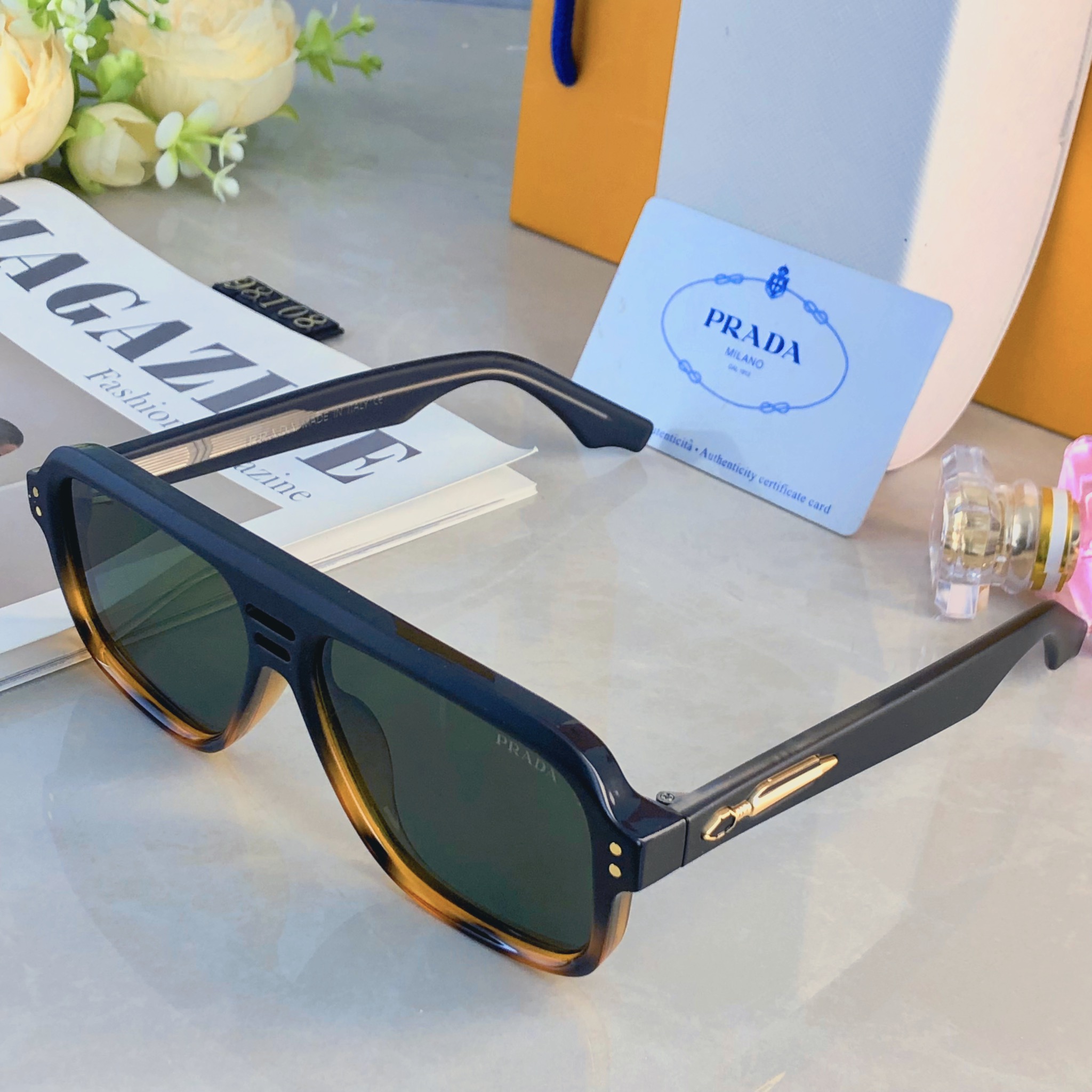 🔥🔥Prad*欧美新款方形时尚双梁墨镜太阳镜复古休闲驾驶商务潮流墨镜