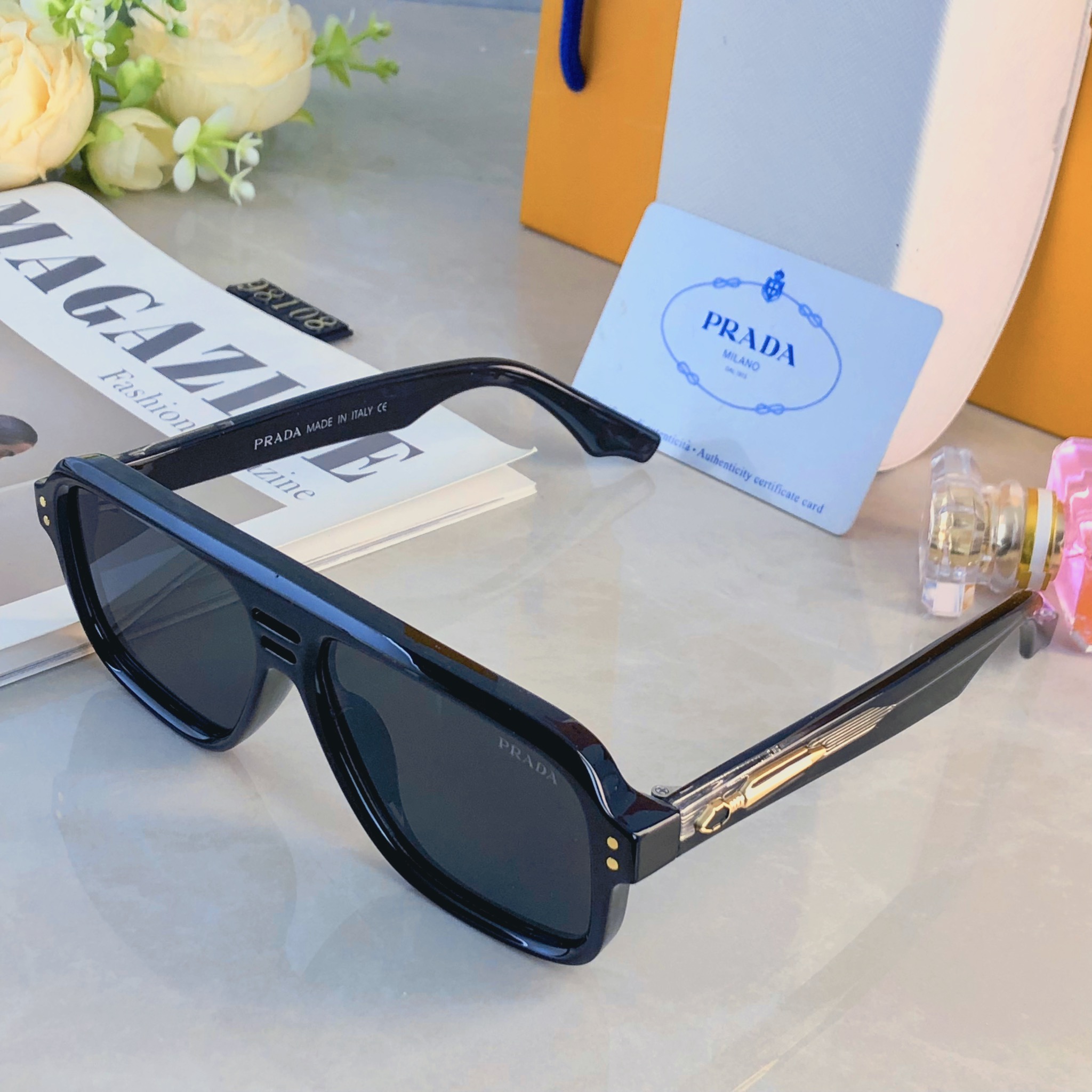 🔥🔥Prad*欧美新款方形时尚双梁墨镜太阳镜复古休闲驾驶商务潮流墨镜