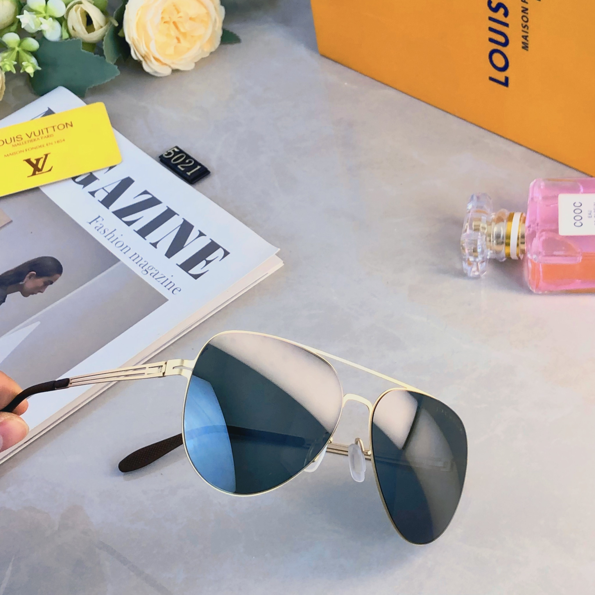 。。Louis vuitto*经典尼龙偏光不锈钢墨镜 复古飞行员墨镜超弹无螺丝蛤蟆镜男潮