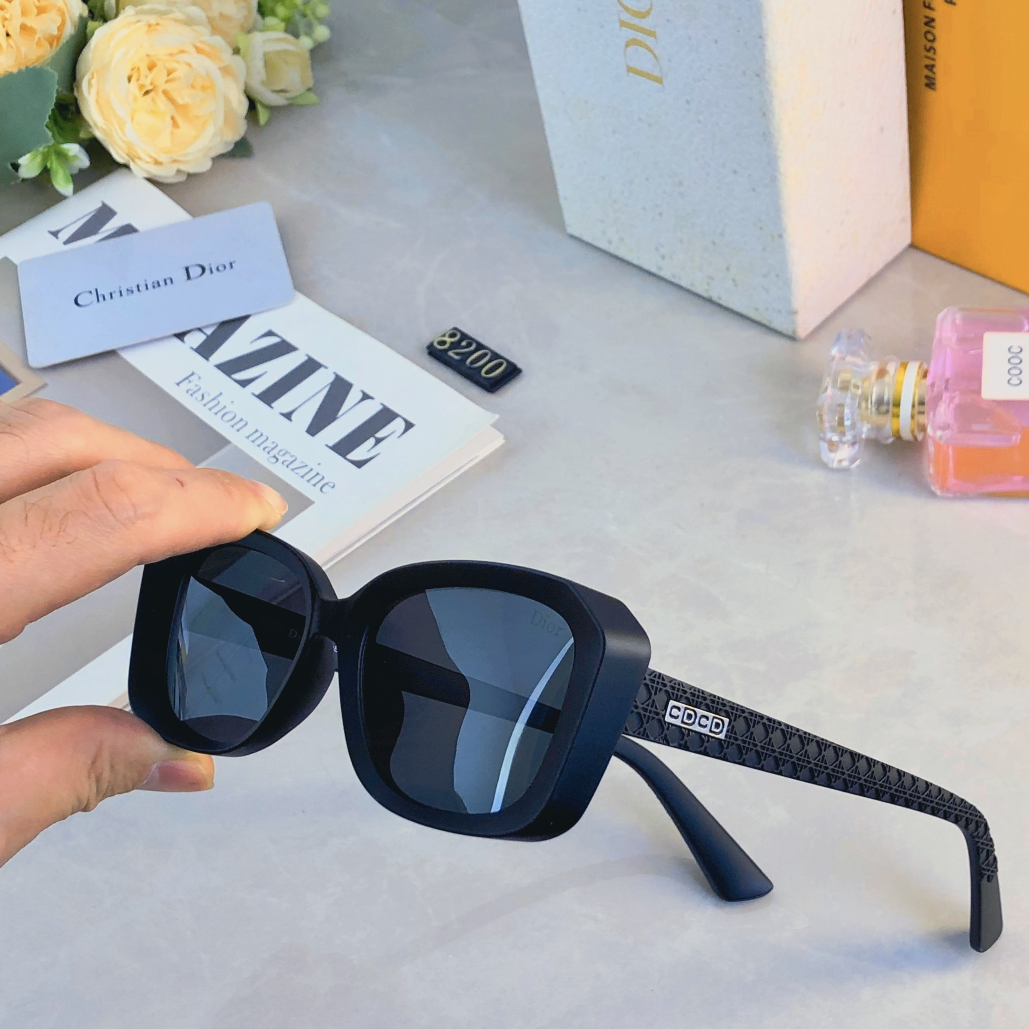 。。Dio*2026新款复古墨镜显脸小太阳镜男女情侣多边形框防紫外线