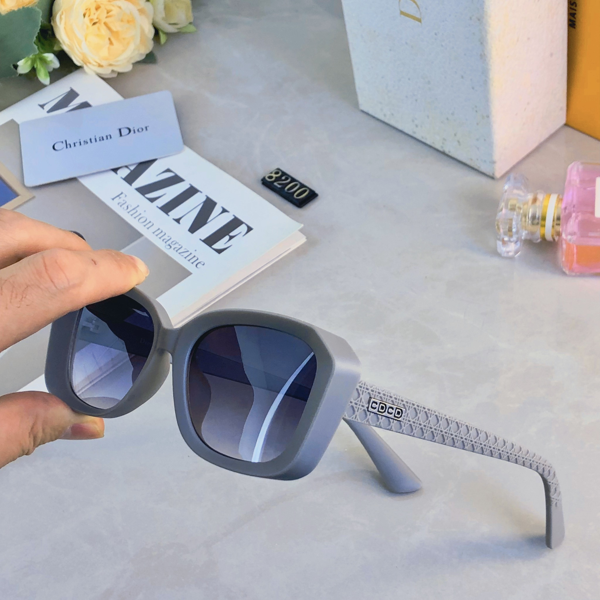 。。Dio*2026新款复古墨镜显脸小太阳镜男女情侣多边形框防紫外线