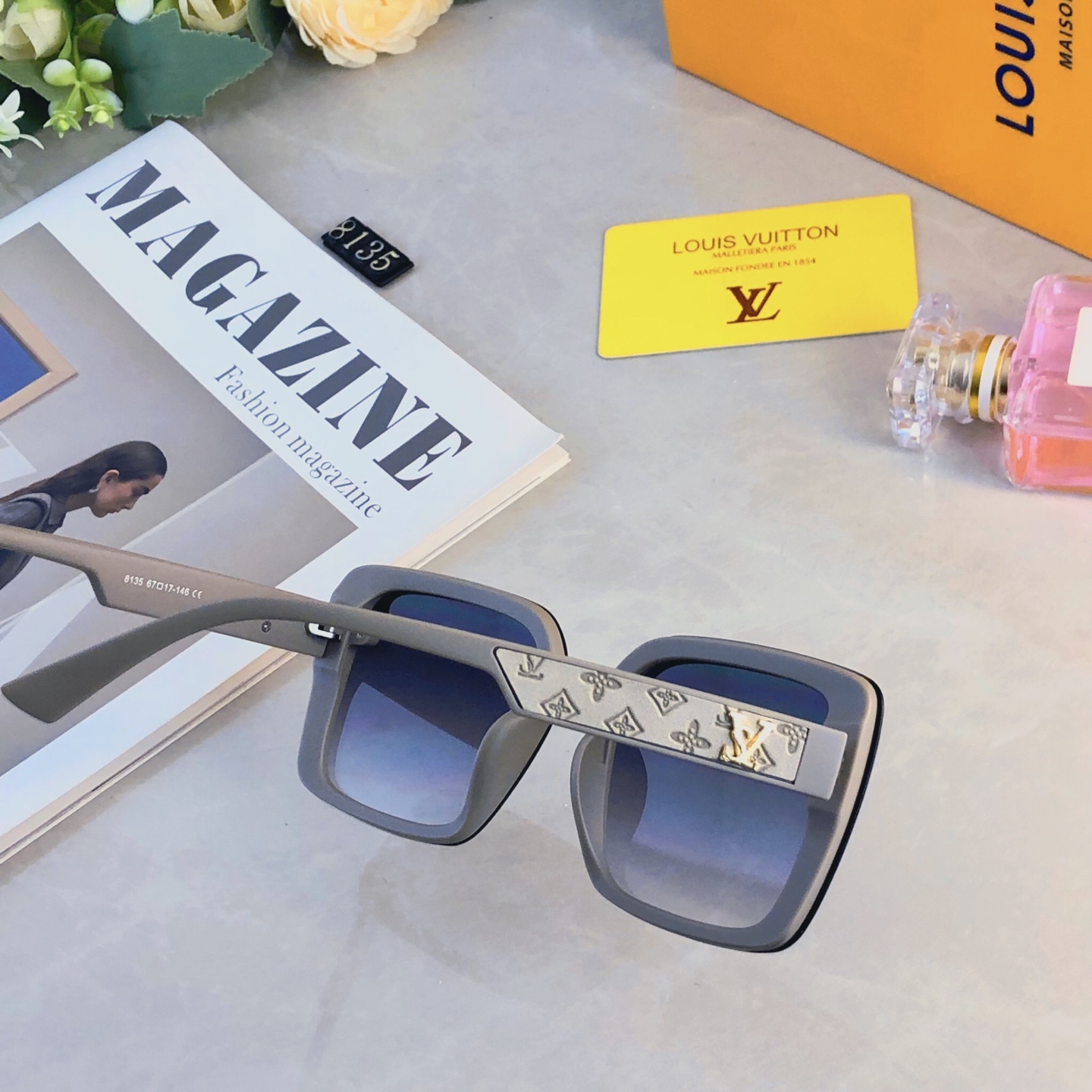 。。Louis vuitto*高级感ins韩版经典方框墨镜女圆脸时尚防晒显瘦眼镜潮太阳镜