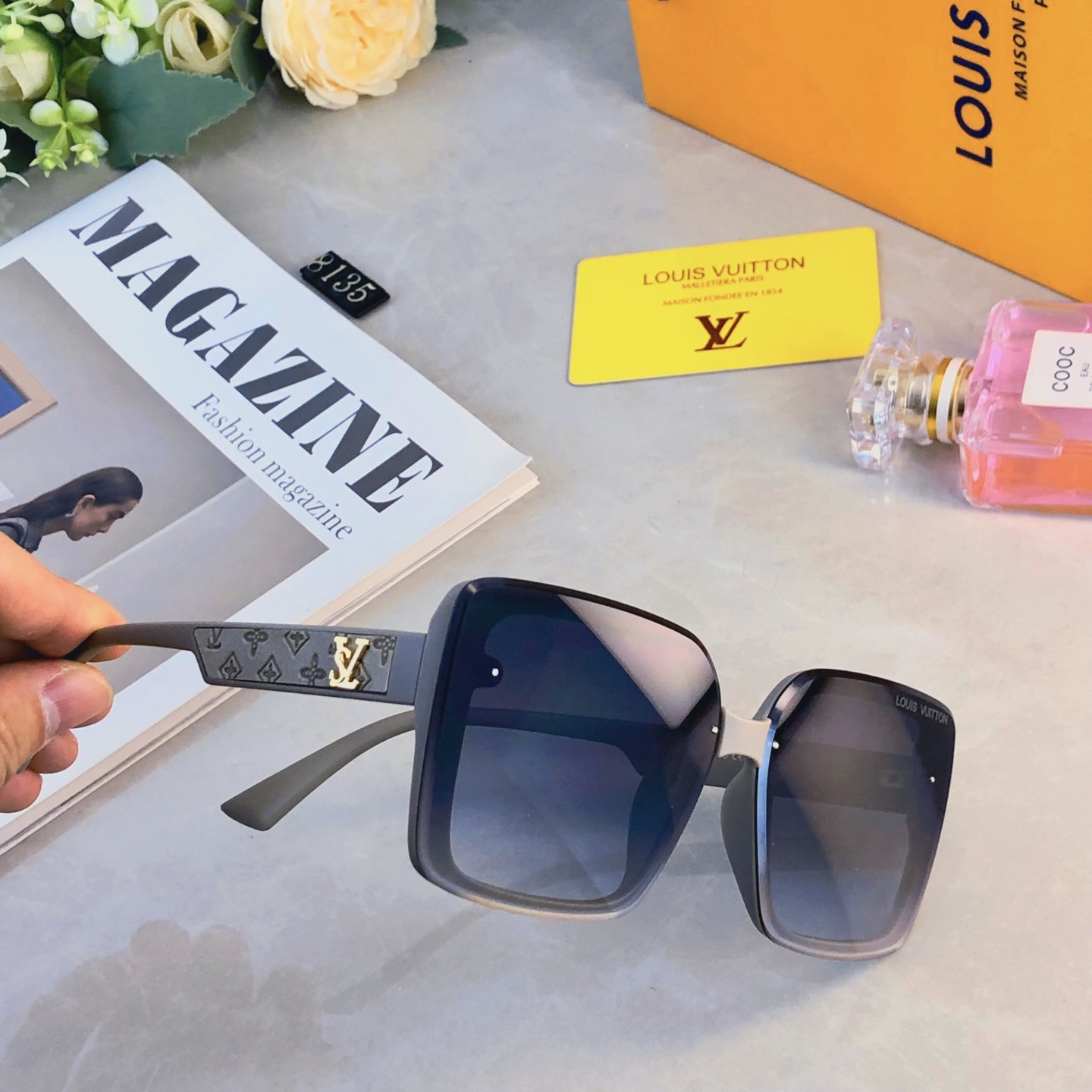 。。Louis vuitto*高级感ins韩版经典方框墨镜女圆脸时尚防晒显瘦眼镜潮太阳镜