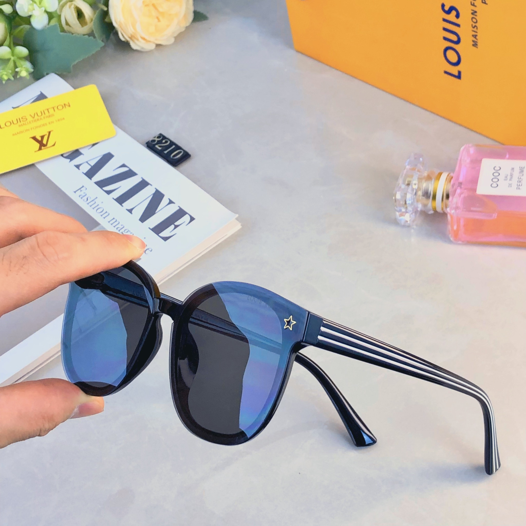 。。Louis vuitto*2026网红ins小红书墨镜女防紫外线个性街拍太阳眼镜韩版