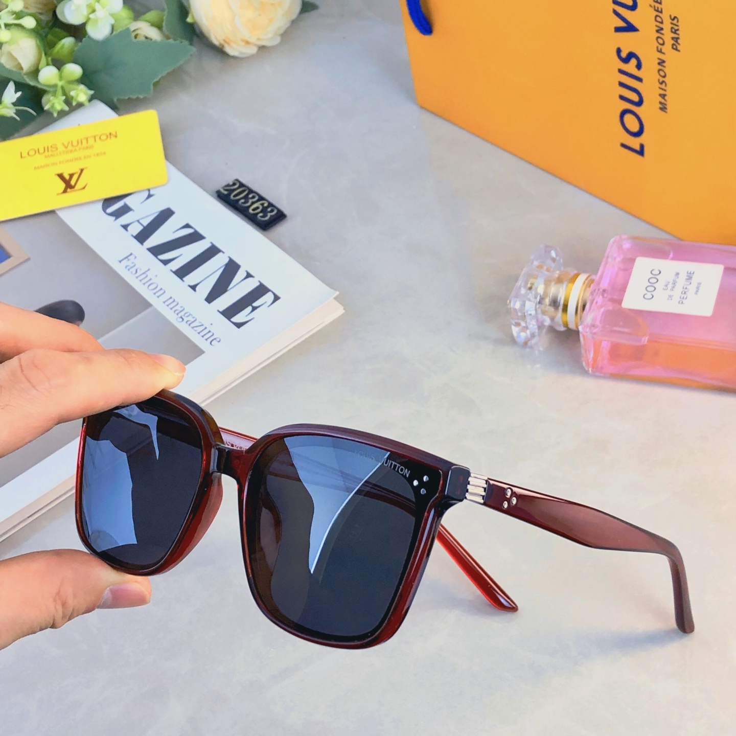 。。Louis vuitto*韩版复古黑超大框潮牌情侣墨镜明星方形圆脸潮人男女太阳眼镜