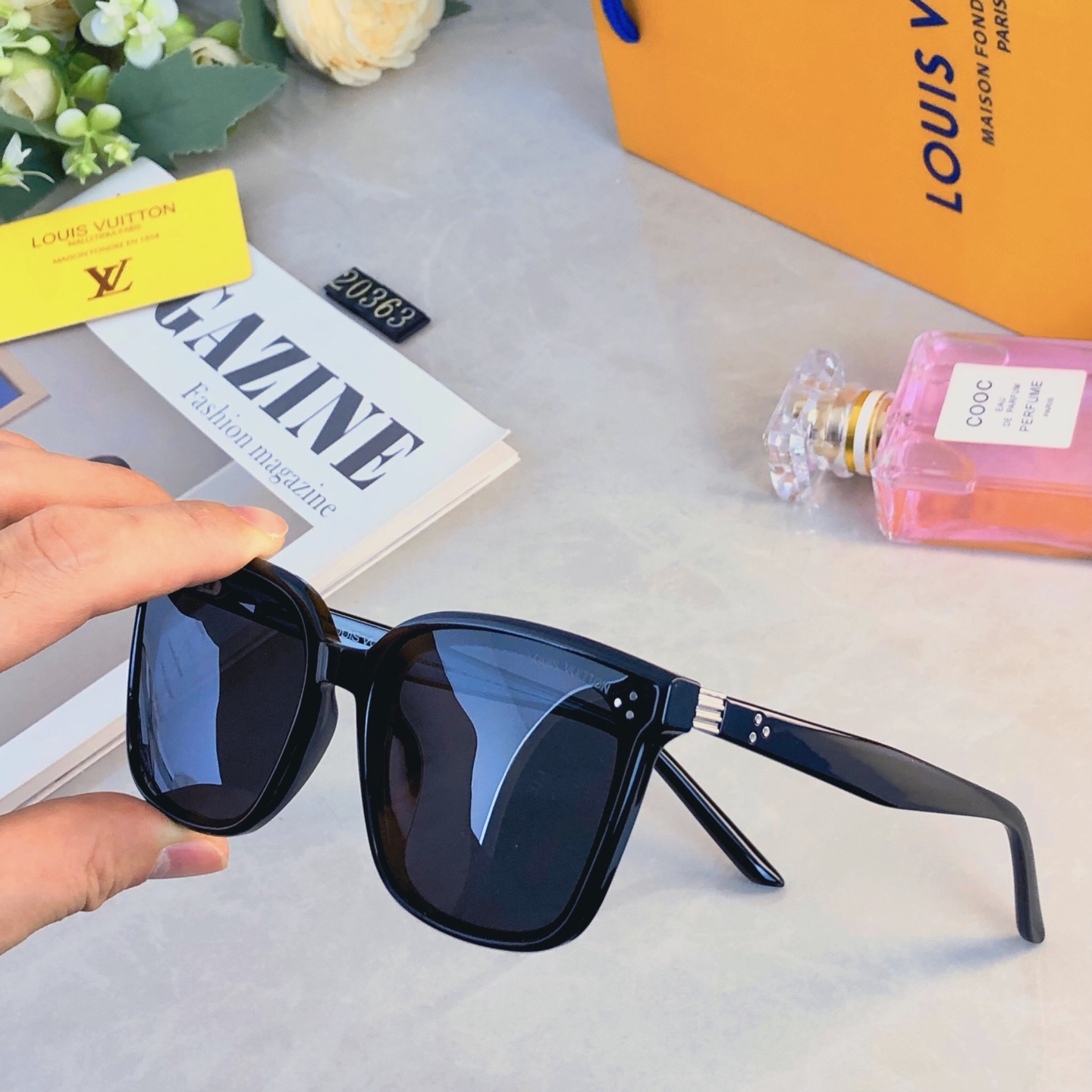 。。Louis vuitto*韩版复古黑超大框潮牌情侣墨镜明星方形圆脸潮人男女太阳眼镜