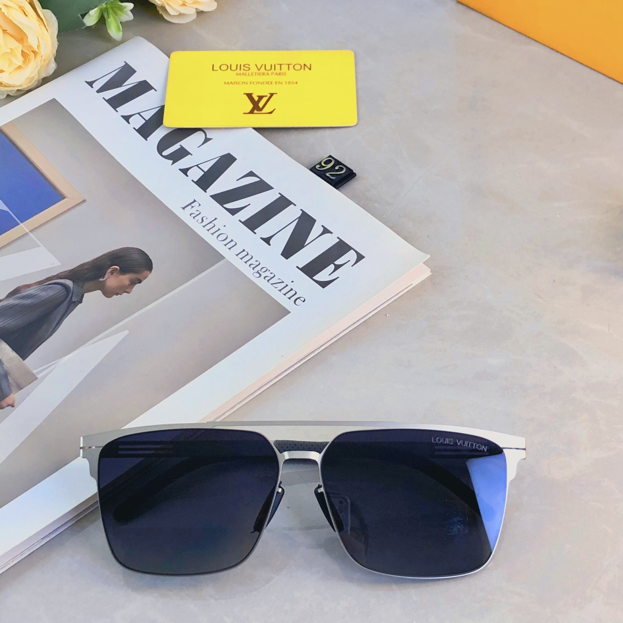。。Louis vuitto*不锈钢双梁无螺丝男士偏光太阳镜超轻高级感太阳眼镜遮阳大框墨镜