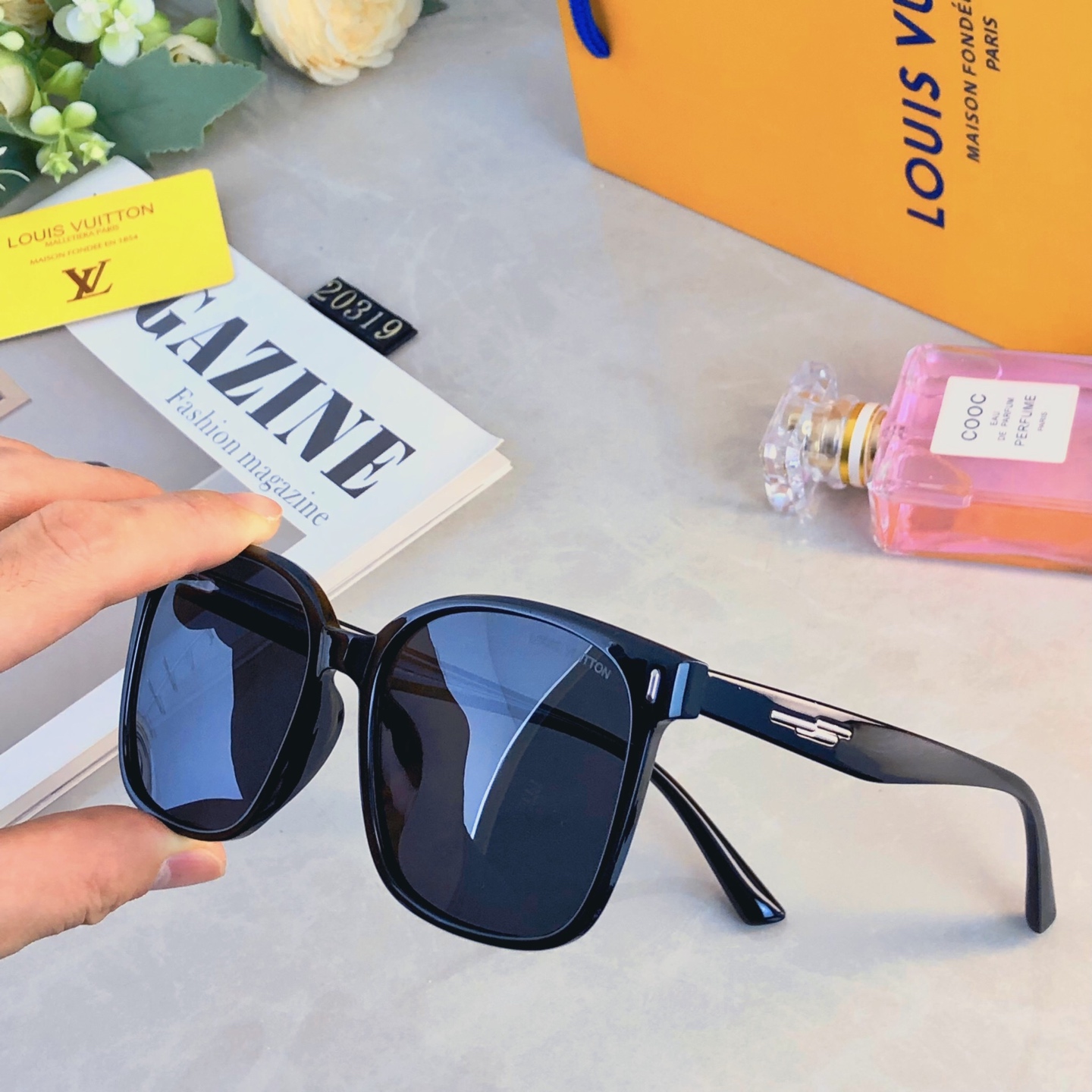 。。Louis vuitto*墨镜女2026新款高级感凹造型方形大框太阳镜男时尚大脸防紫外线