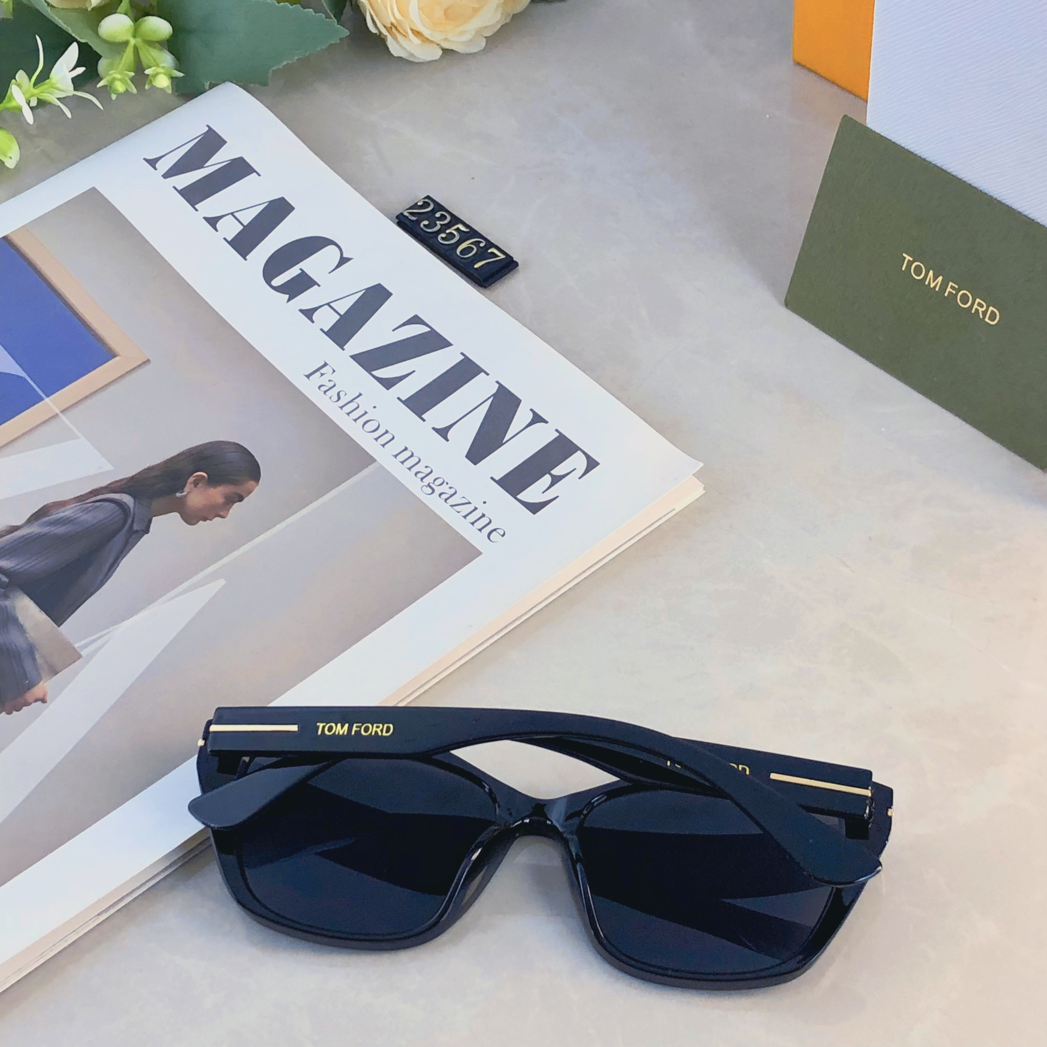 。。Tom For*2026新款复古辣妹个性墨镜女ins网红街拍百搭显瘦太阳镜男潮