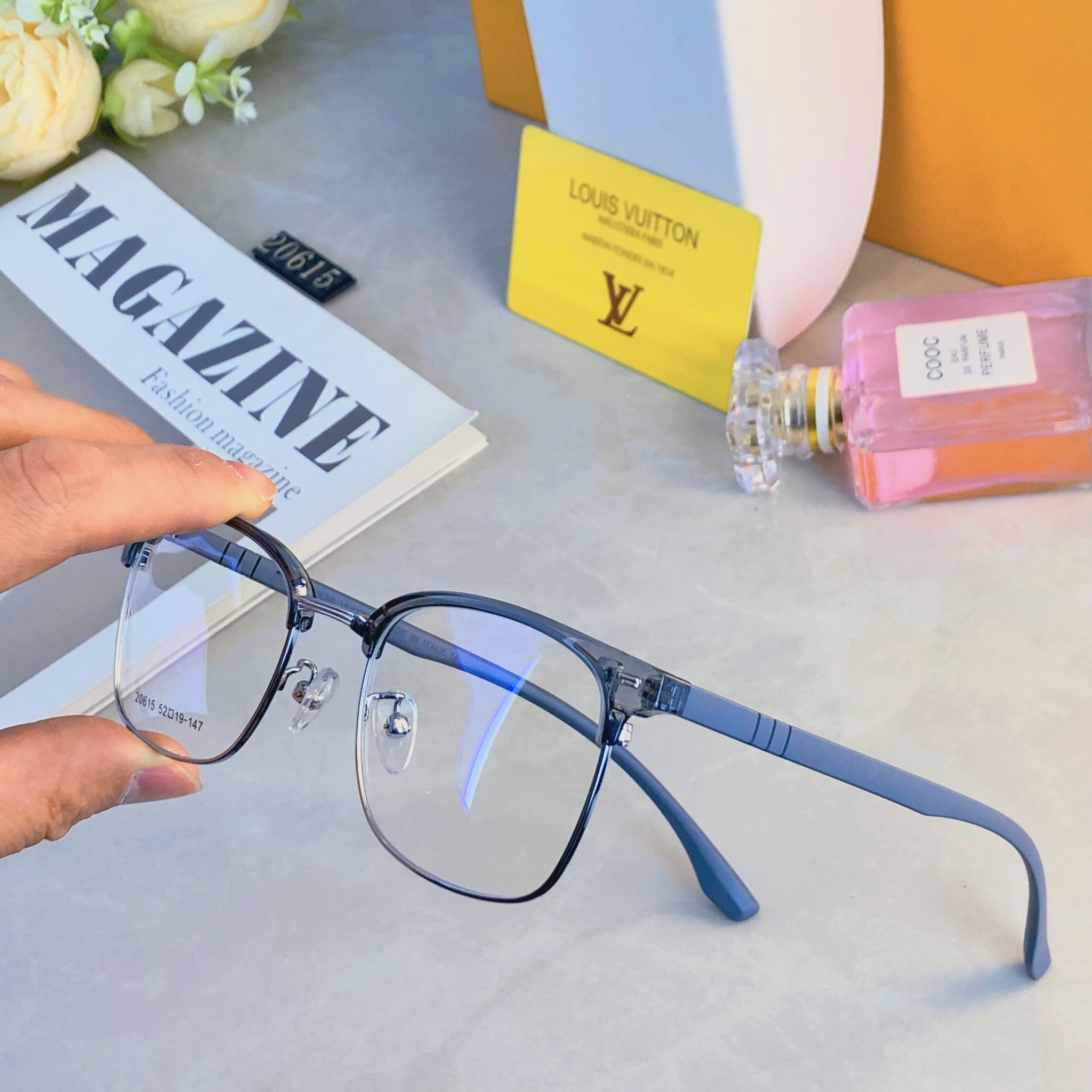 。。Louis vuitto*时尚简约半框斯文眉线框眼镜女男款近视可配度数防蓝光护眼眼镜架