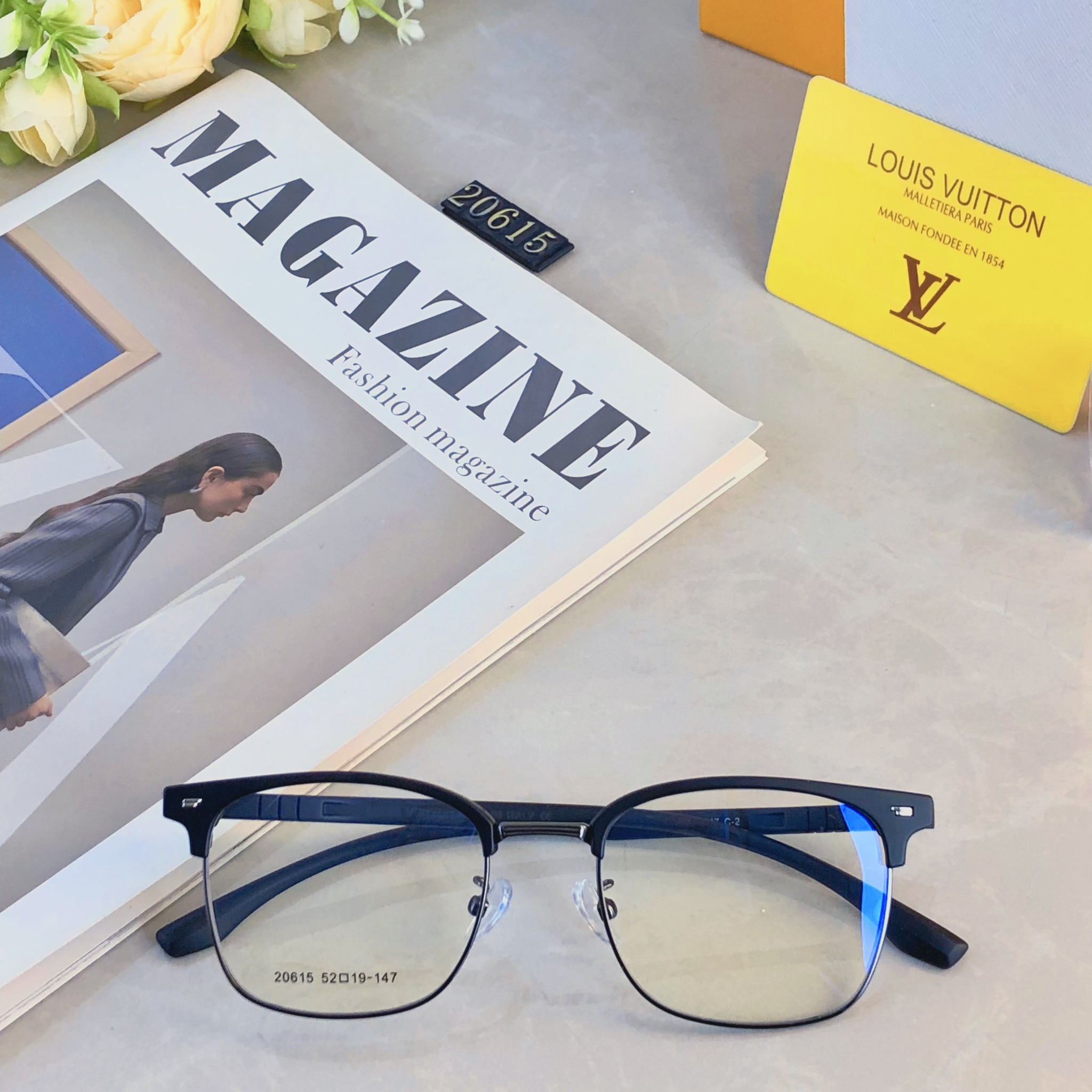 。。Louis vuitto*时尚简约半框斯文眉线框眼镜女男款近视可配度数防蓝光护眼眼镜架
