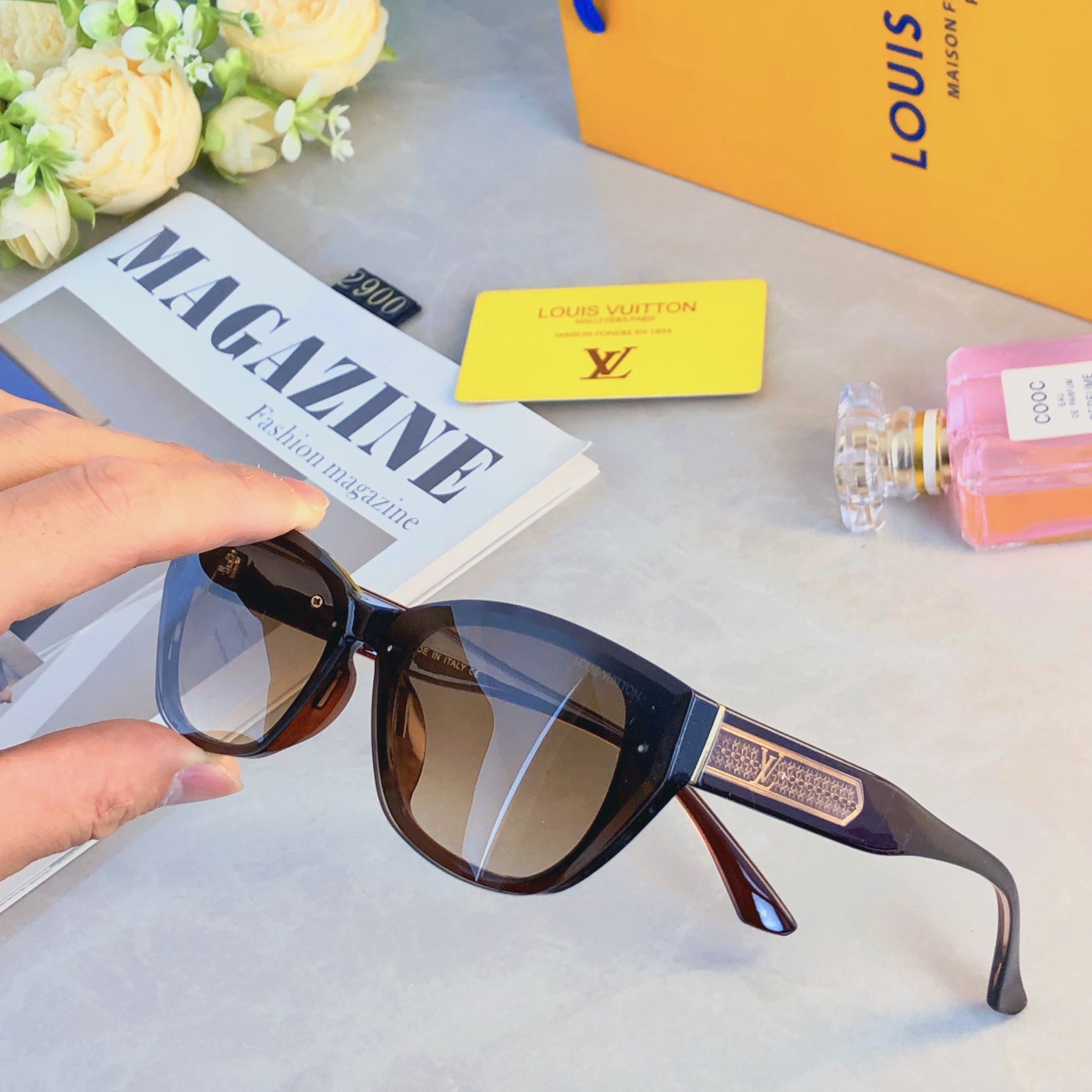 。。Louis vuitto*韩系复古猫眼墨镜女款2026新款高级感显脸小太阳眼镜防紫外线