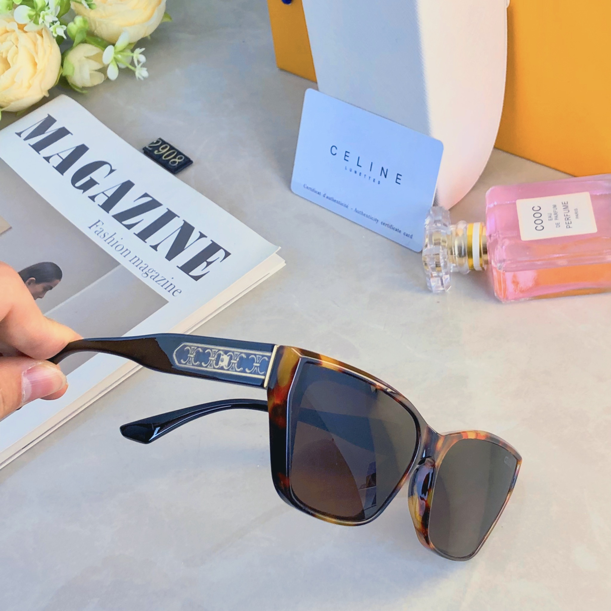。。Celin*复古方形时尚潮流太阳镜高品质新款个性街拍女士墨镜