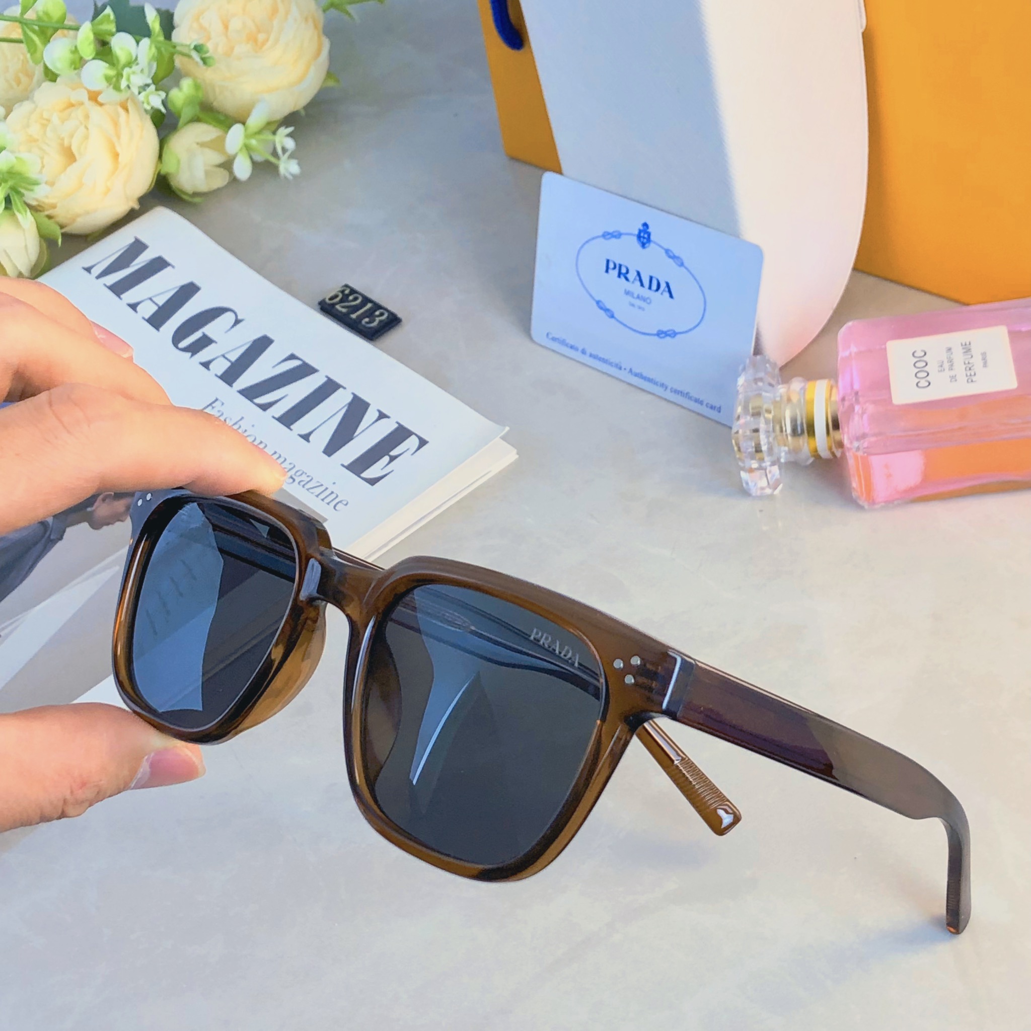 。。2036新款经典墨镜情侣款防晒防紫外线潮搭太阳镜韩版街拍眼镜