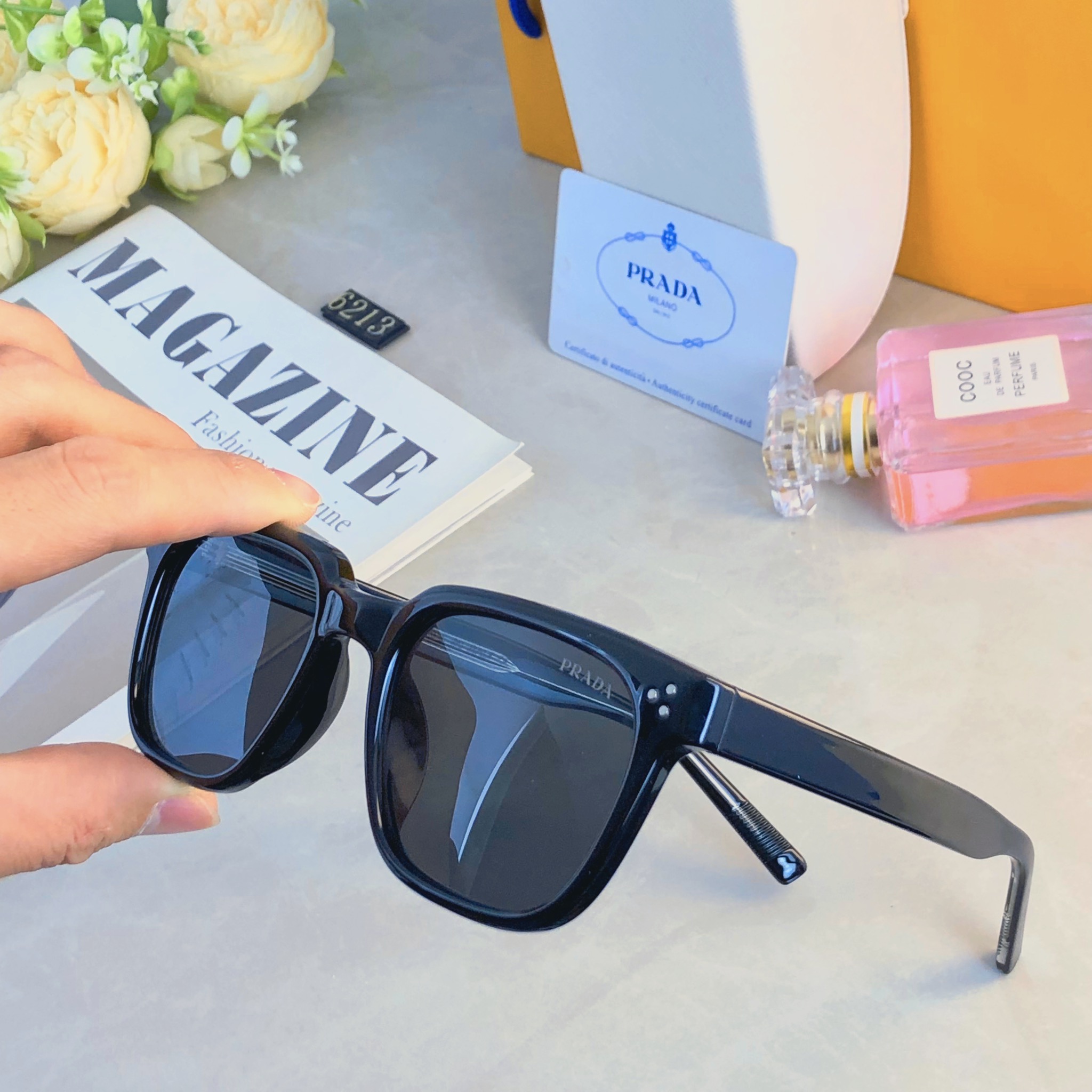 。。2036新款经典墨镜情侣款防晒防紫外线潮搭太阳镜韩版街拍眼镜