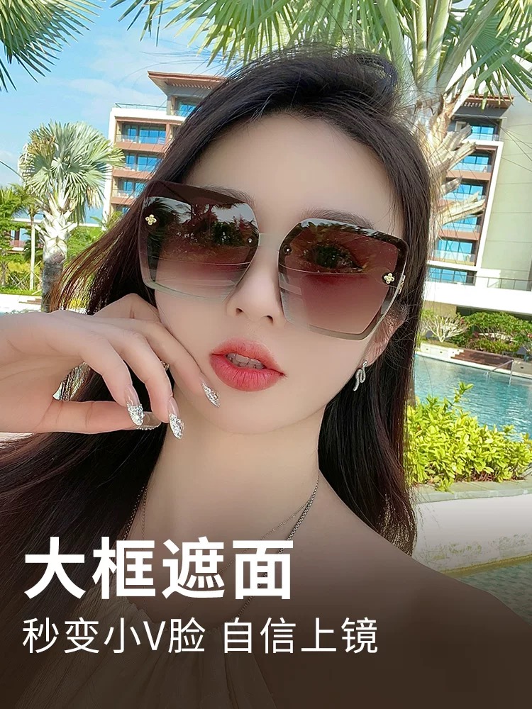 。。Louis vuitto*新款个性方形网红时尚潮流墨镜欧美四叶草高级感防晒