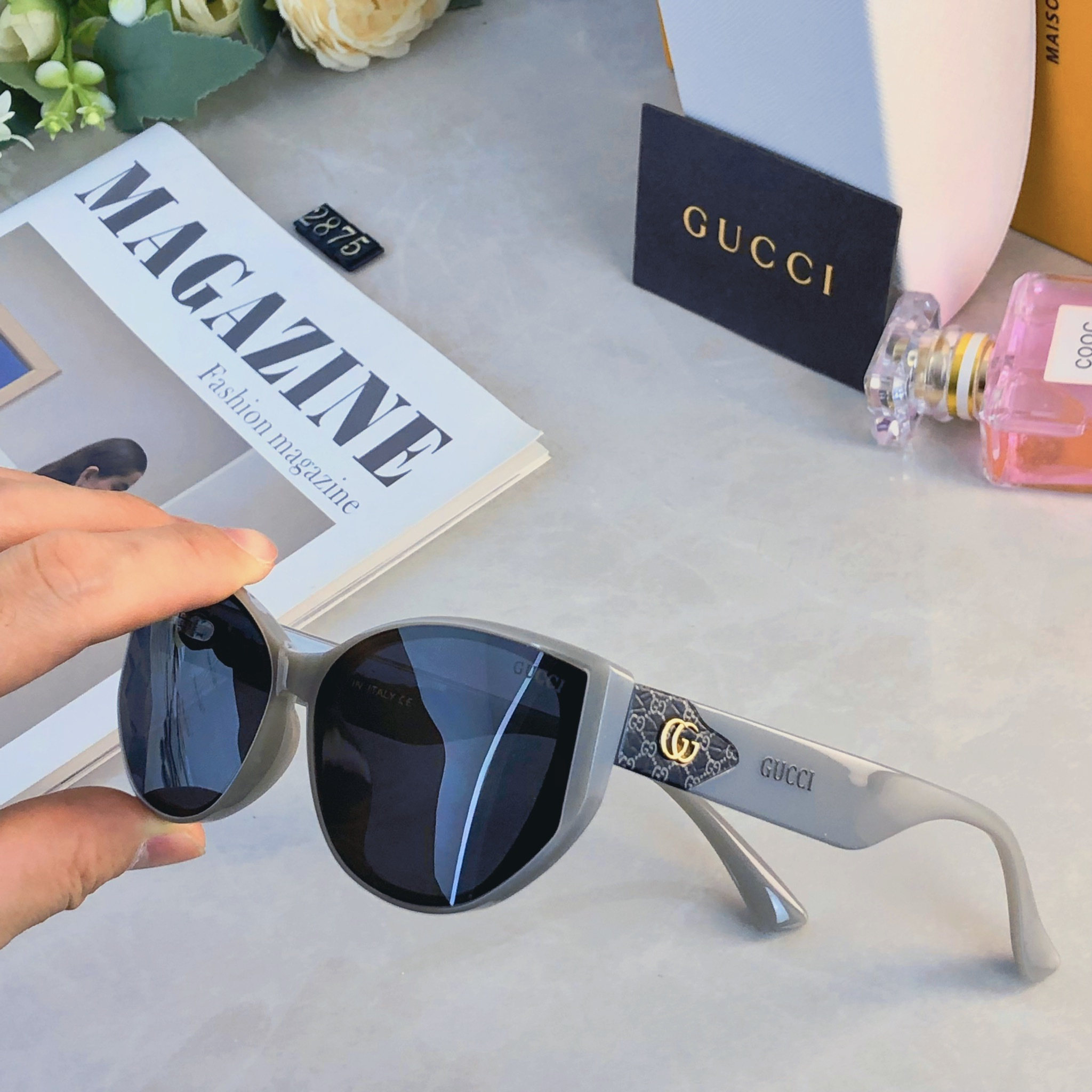 。。Gucc*复古时尚潮流太阳镜高品质新款跨境个性街拍女士墨镜