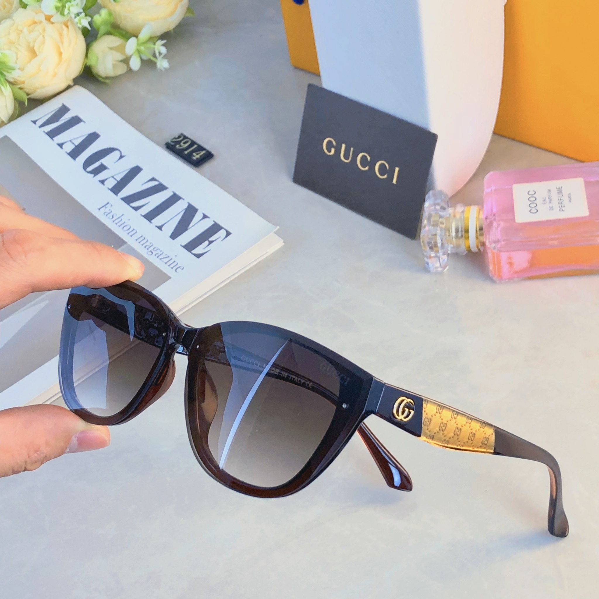 。。Gucc*经典百搭墨镜女潮高级感太阳眼镜防紫外线网红方框显脸小