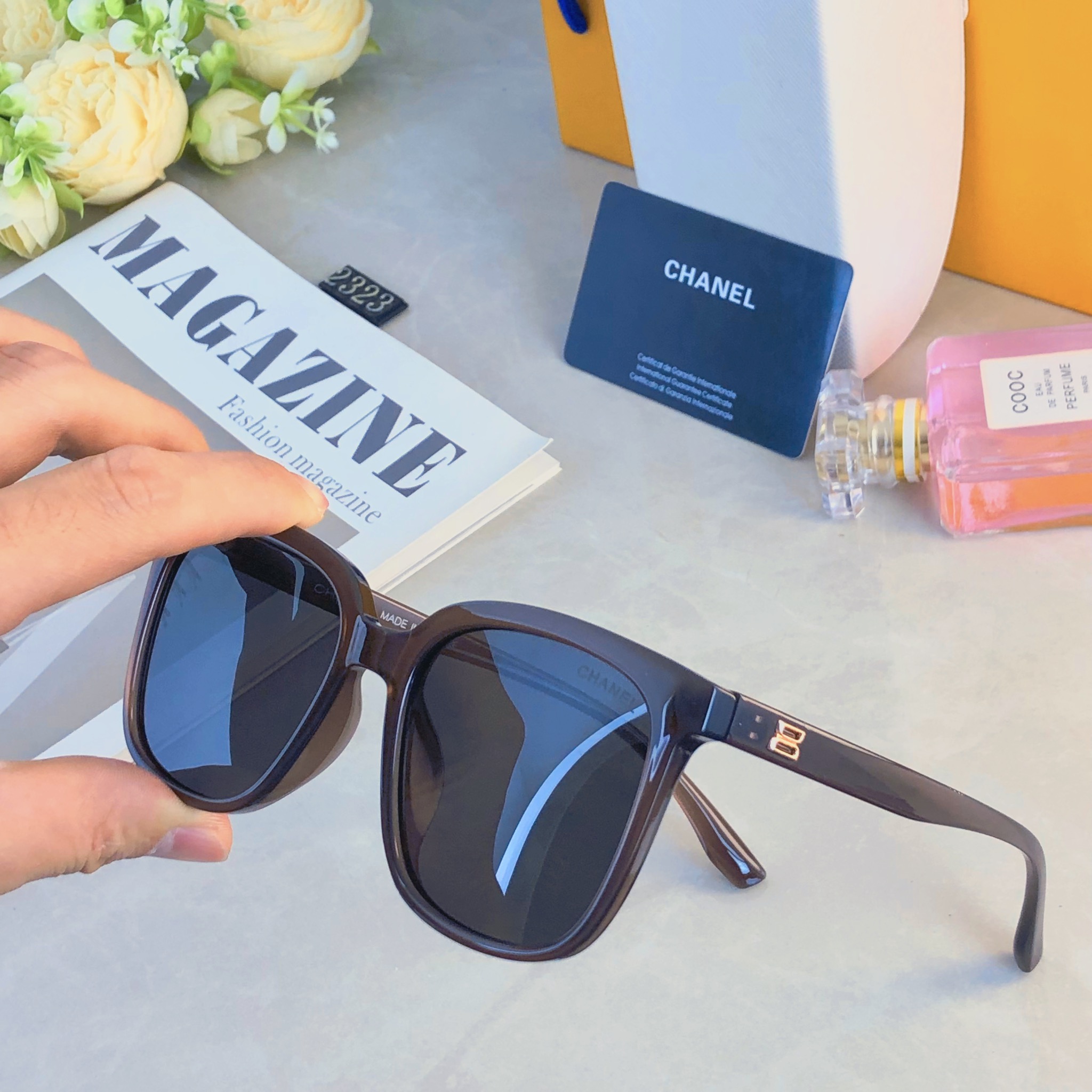 。。Chane*休闲墨镜磨砂质感男时尚潮流百搭黑框防晒遮阳偏光高级感太阳眼镜