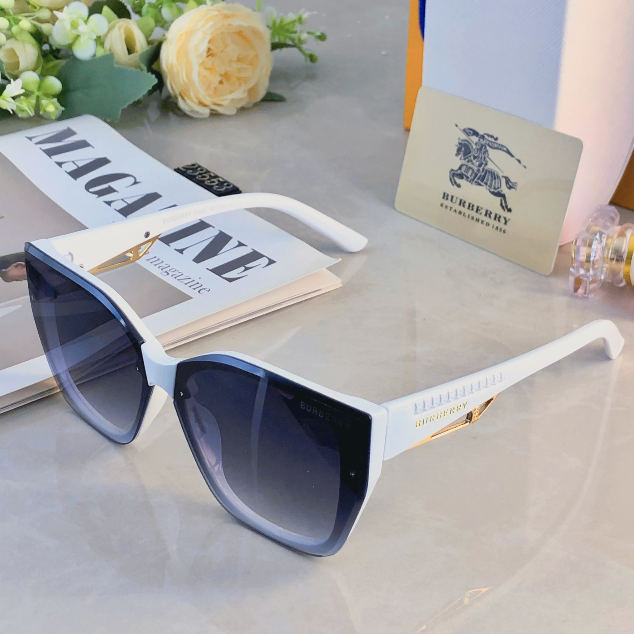 。。Burberr*新款气质太阳镜时尚大框网红款百搭太阳眼镜