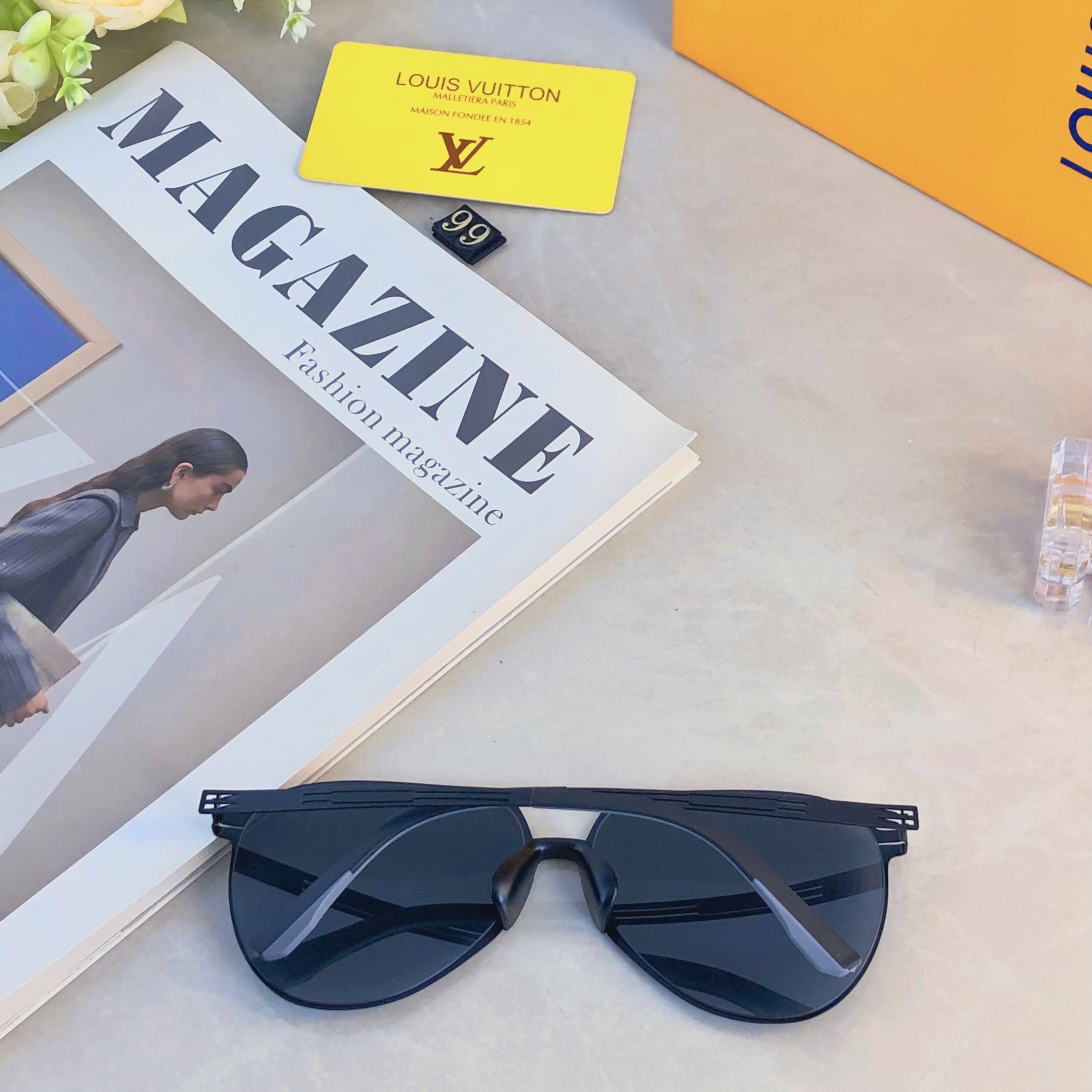 。。Louis vuitto*高清尼龙偏光太阳镜一体超轻眼镜高端墨镜开车钓鱼防晒潮流驾驶镜