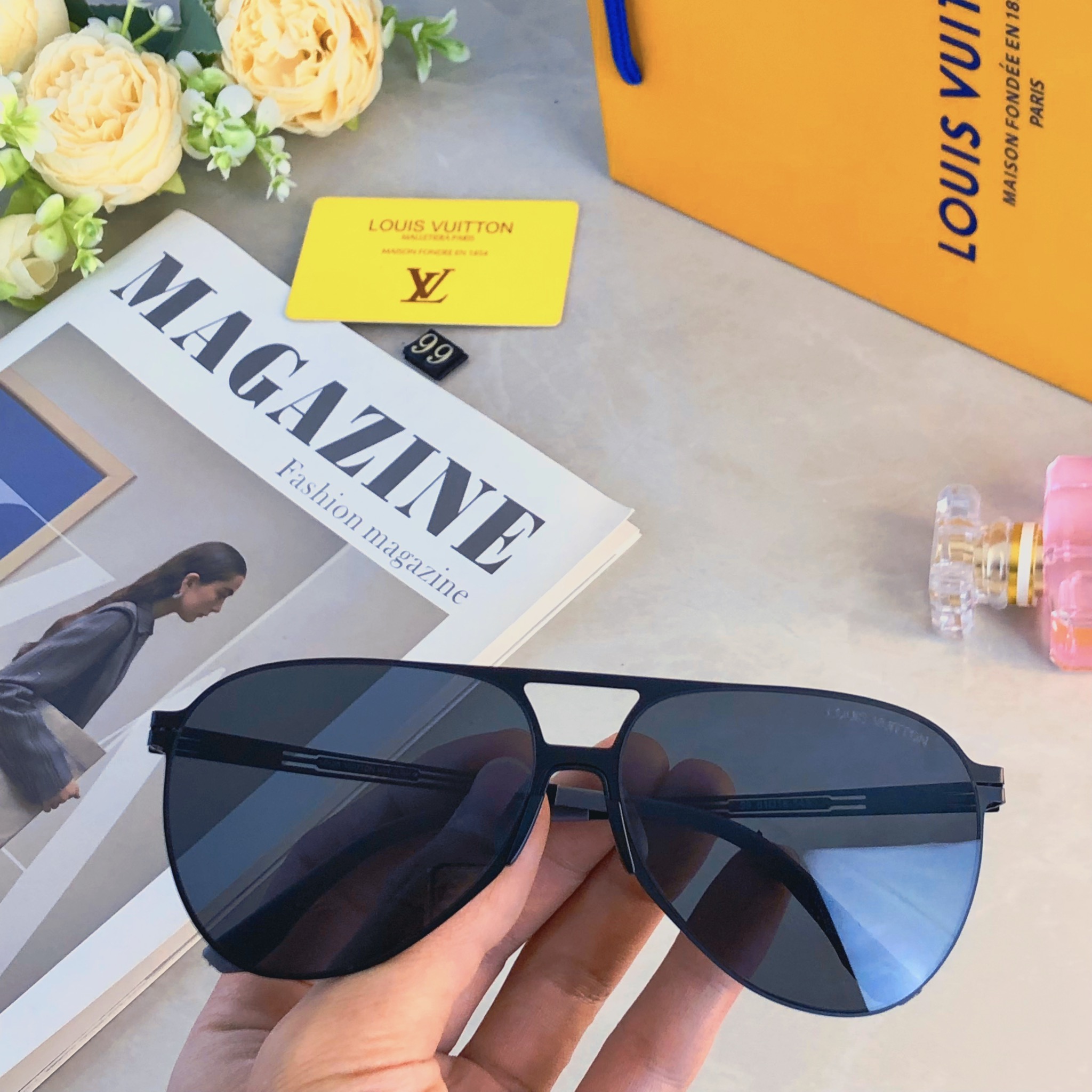 。。Louis vuitto*高清尼龙偏光太阳镜一体超轻眼镜高端墨镜开车钓鱼防晒潮流驾驶镜