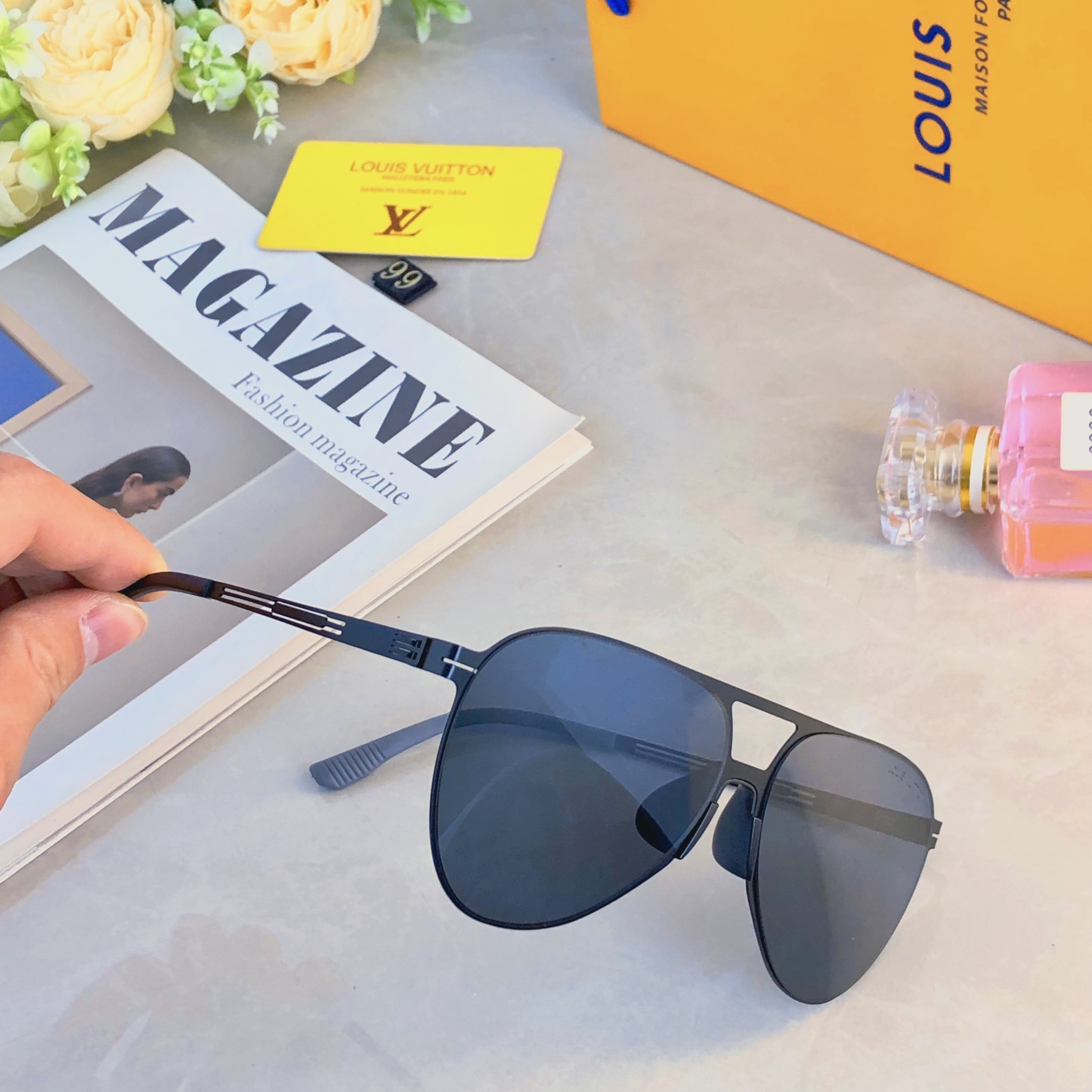 。。Louis vuitto*高清尼龙偏光太阳镜一体超轻眼镜高端墨镜开车钓鱼防晒潮流驾驶镜