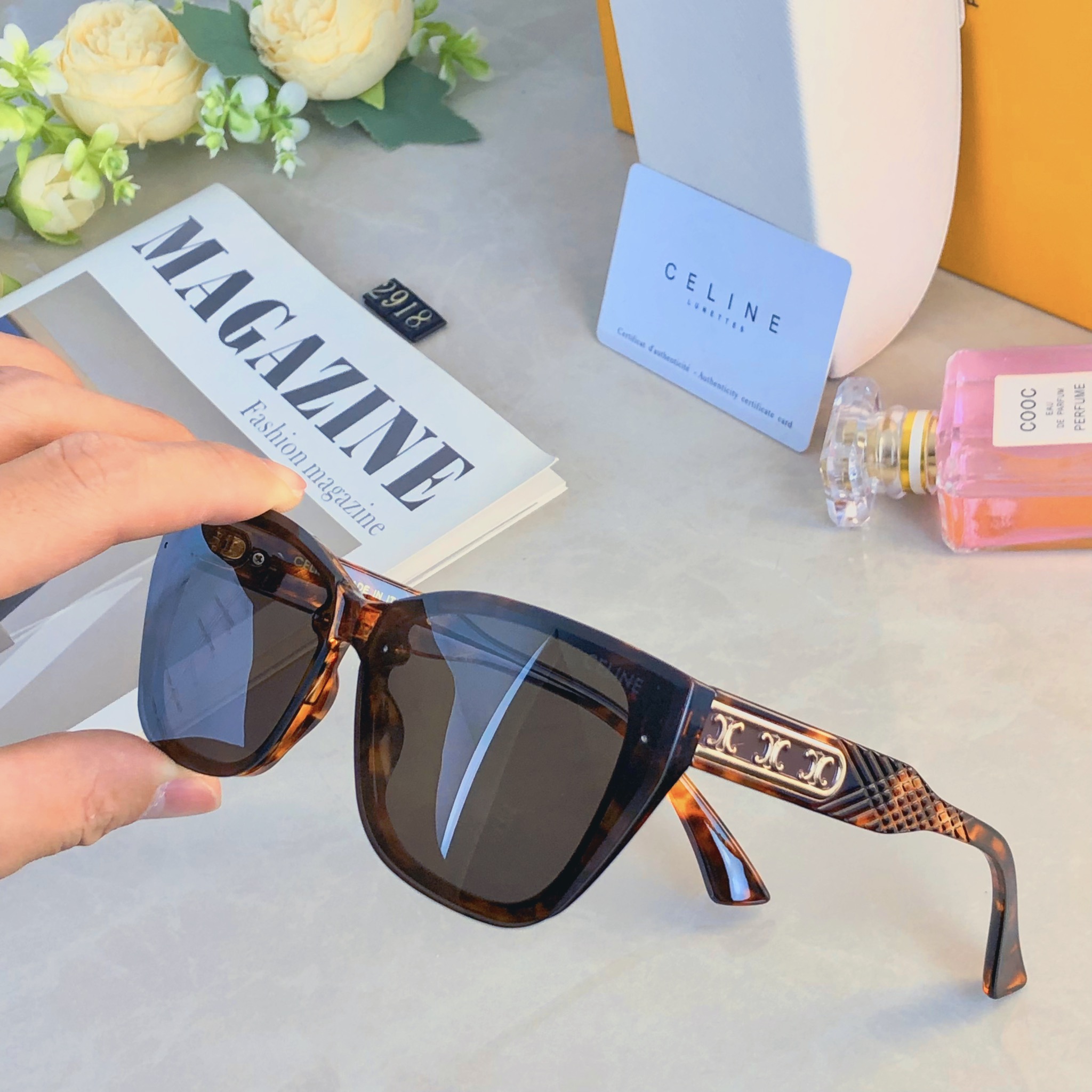 。。Celin*2026年新款复古百搭方框高级感防紫外线防晒