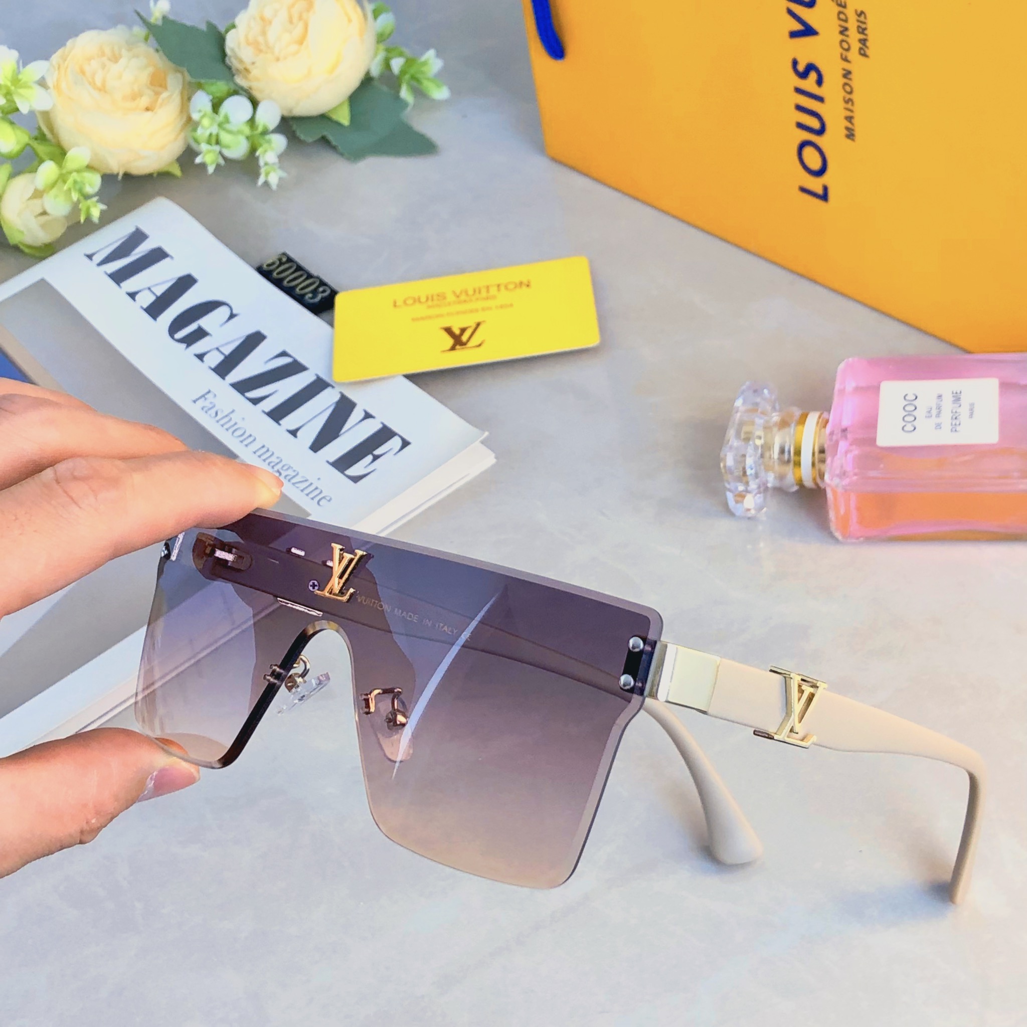 。。Louis vuitto*2026新款个性无框太阳眼镜男女百搭高级感大框显瘦墨镜防紫外线潮