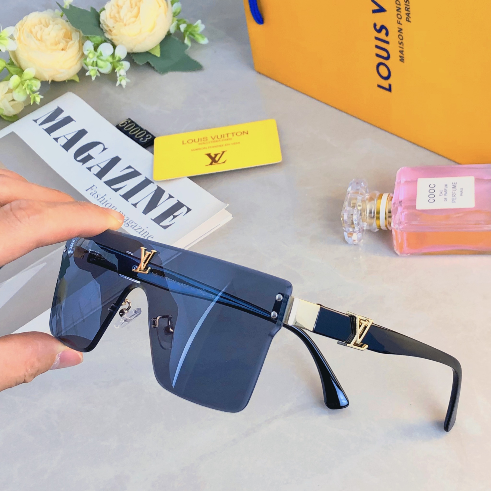 。。Louis vuitto*2026新款个性无框太阳眼镜男女百搭高级感大框显瘦墨镜防紫外线潮