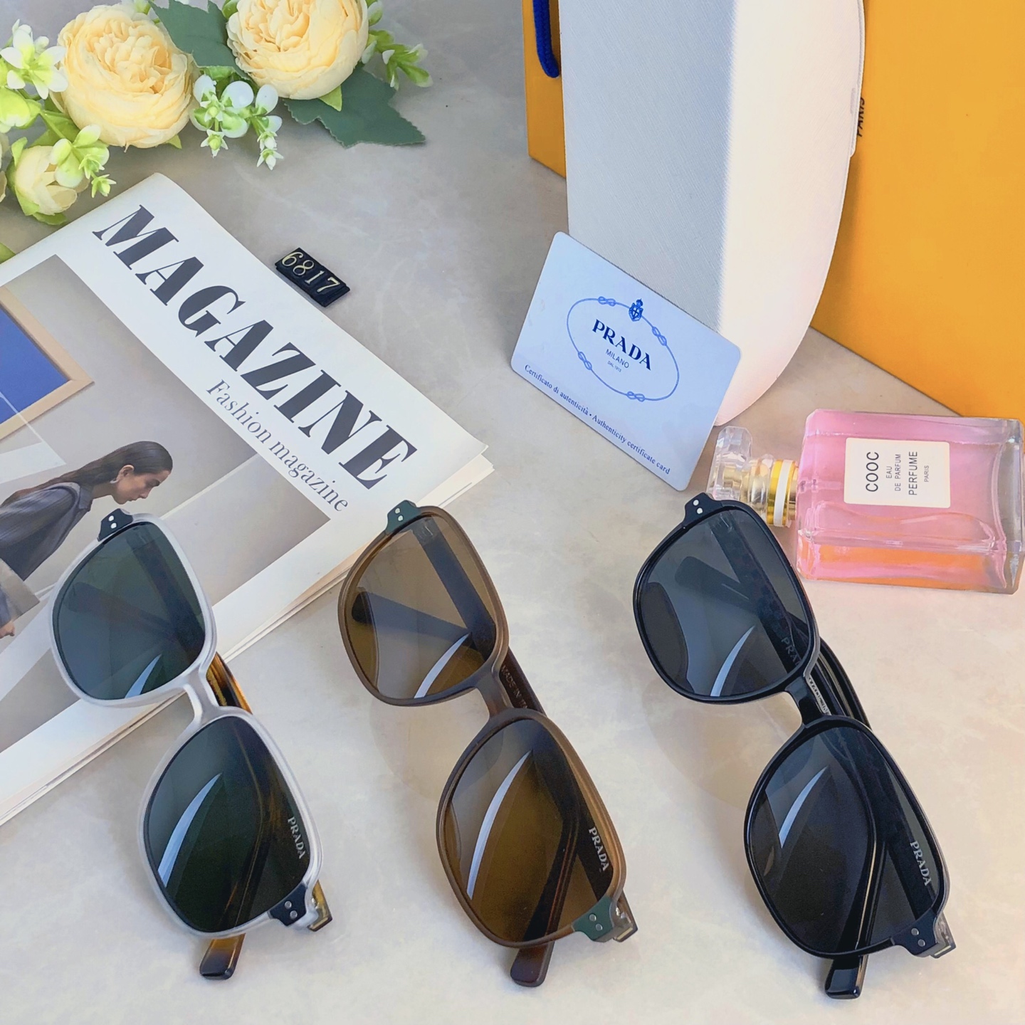 。。Prad*韩版大方框太阳镜2026新款素颜黑色墨镜圆脸显瘦网红旅行度假眼镜