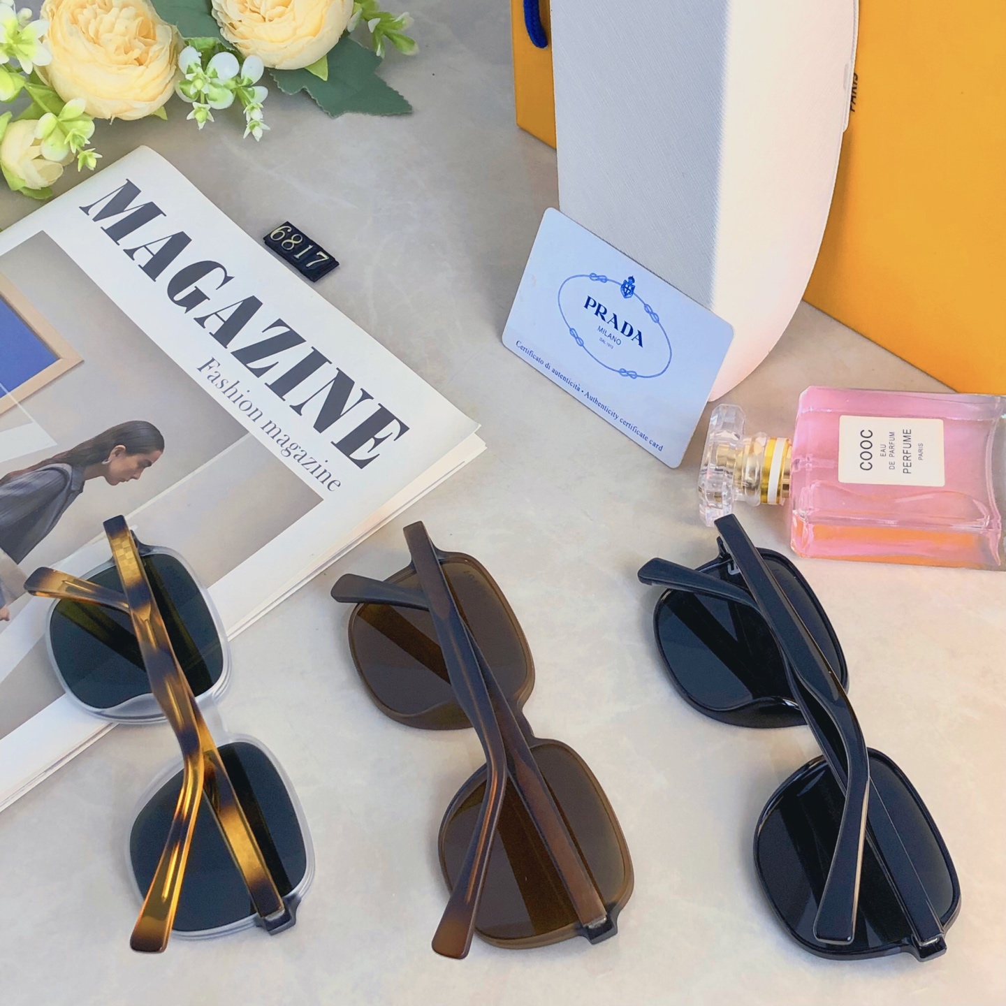 。。Prad*韩版大方框太阳镜2026新款素颜黑色墨镜圆脸显瘦网红旅行度假眼镜