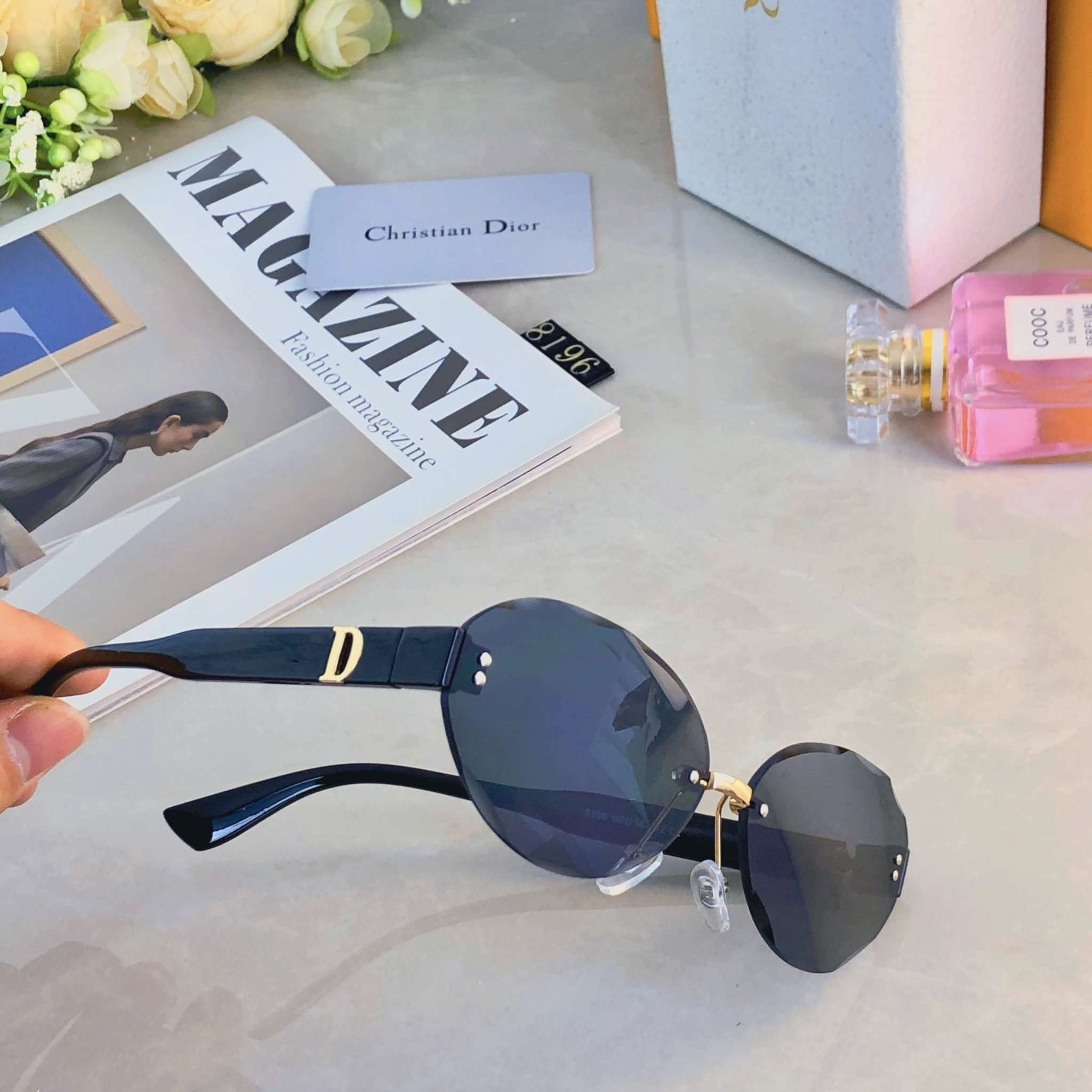 。。Dio*辣妹墨镜女美式网红款椭圆无边框小脸个性防紫外线遮阳太阳眼镜