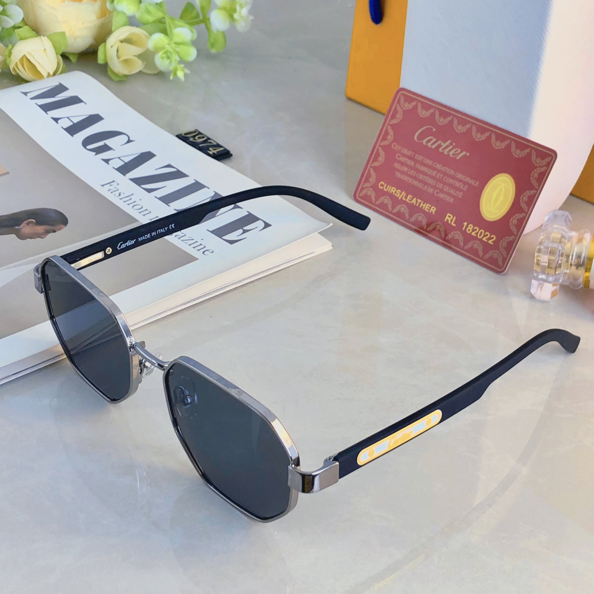 。。Cartie*时尚方框金属太阳镜男女休闲百搭度假防晒墨镜