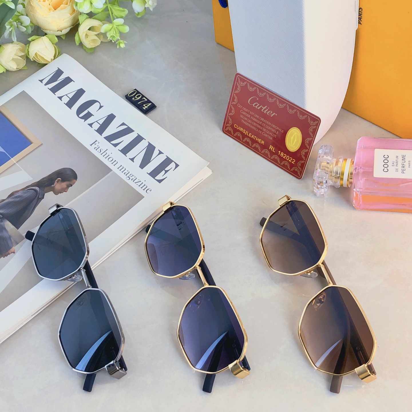 。。Cartie*时尚方框金属太阳镜男女休闲百搭度假防晒墨镜