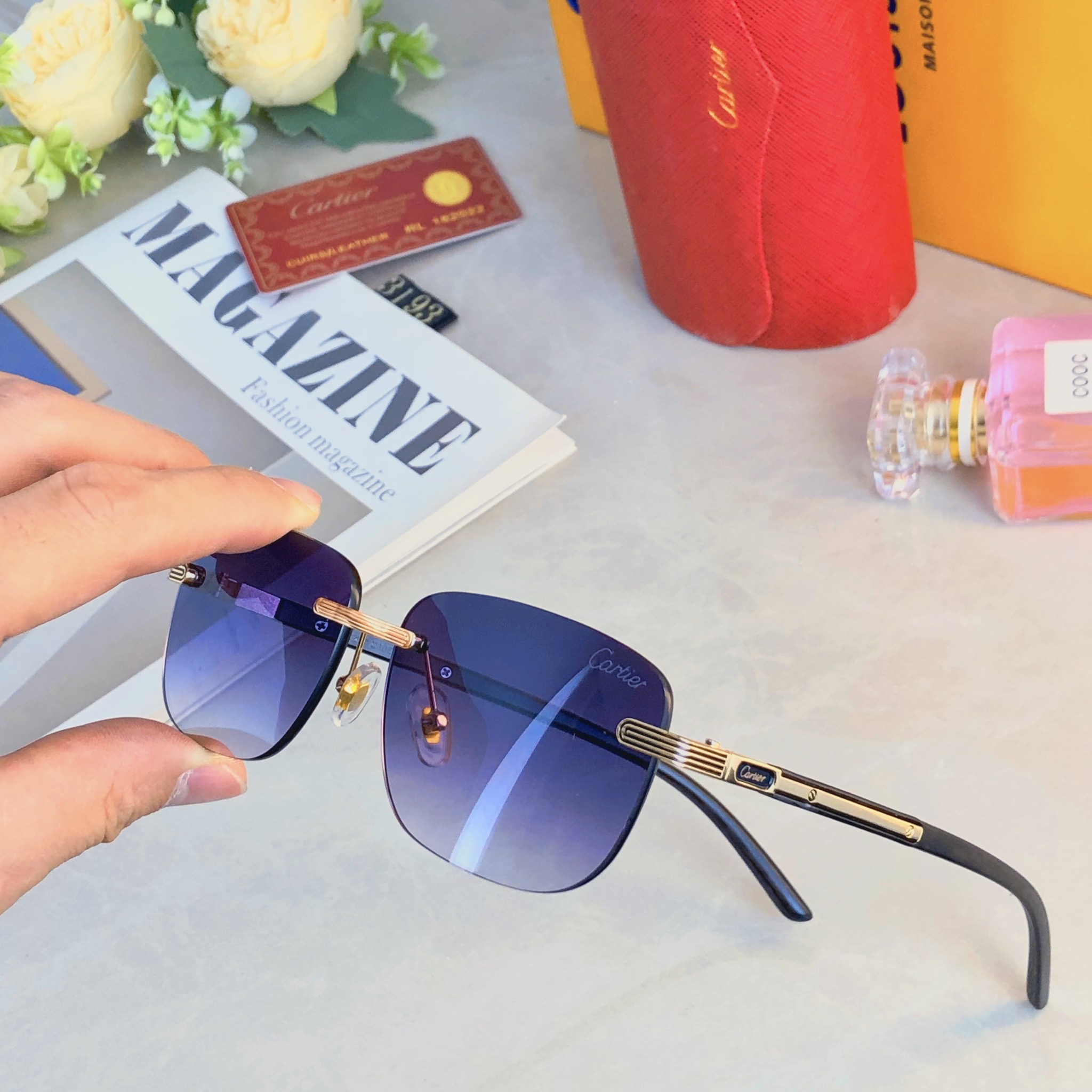 。。Cartie*欧美方形前卫个性小框太阳眼镜女ins无框超酷网红墨镜防紫外线男