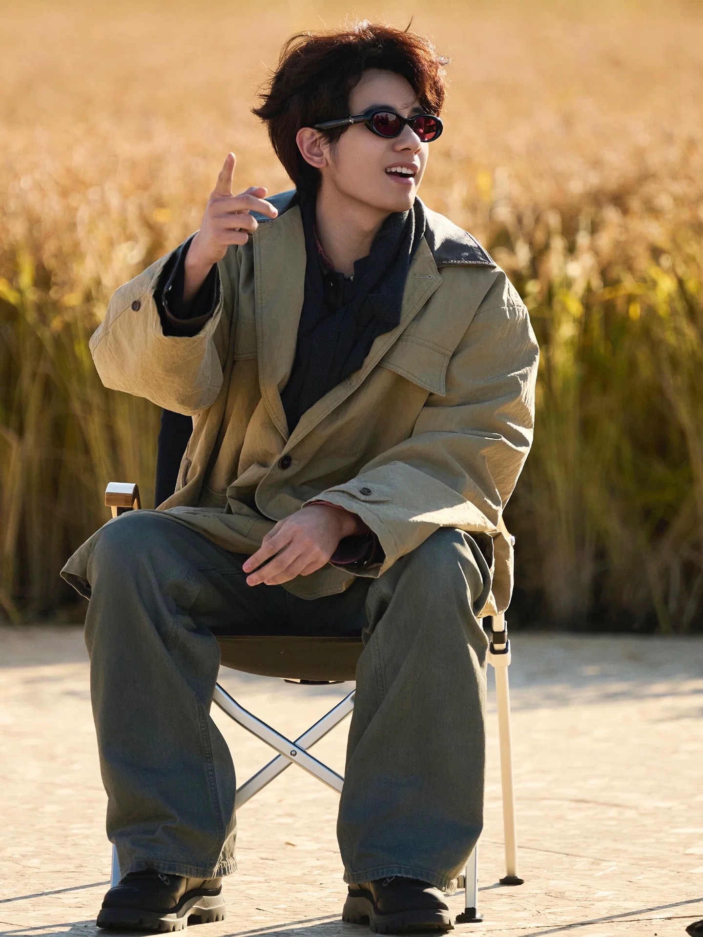 。。墨镜女高级感ins潮2026网红款小框遮阳凹造型防紫外线太阳镜男潮