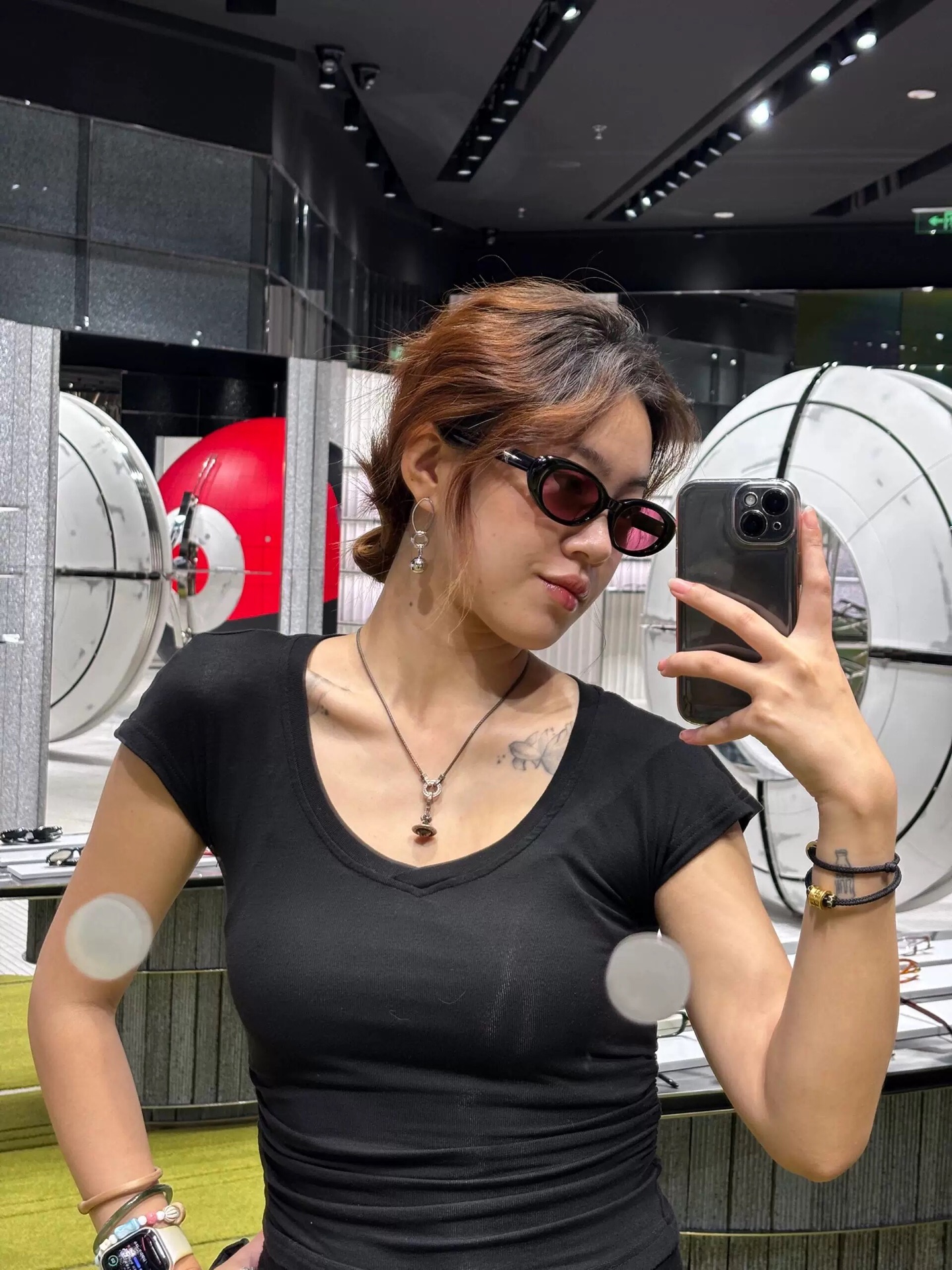 。。墨镜女高级感ins潮2026网红款小框遮阳凹造型防紫外线太阳镜男潮