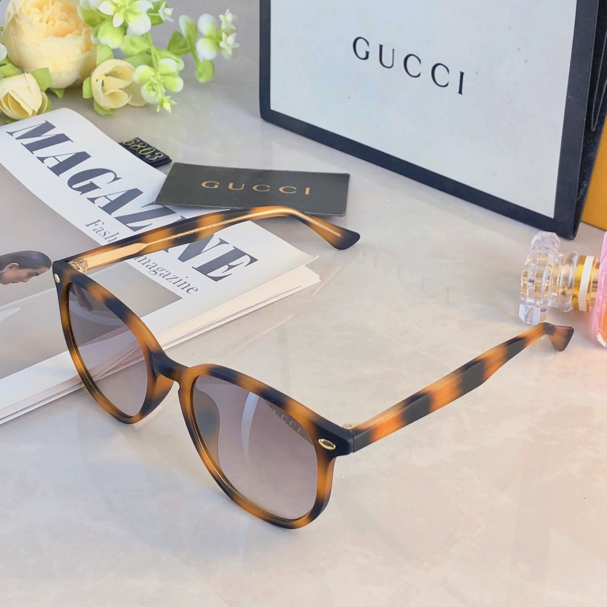 。。Gucc*2026新款太阳眼镜男女复古方形防紫外线遮阳防晒墨镜开车专用