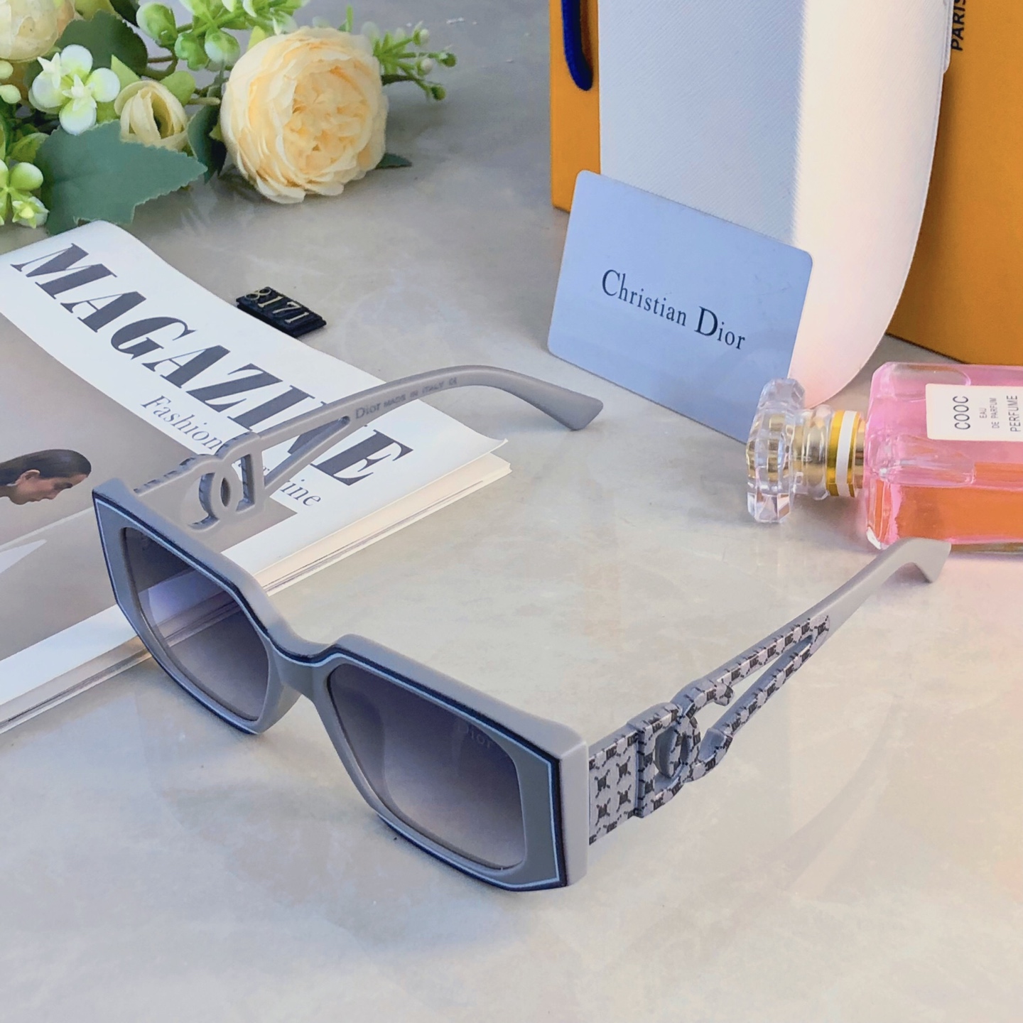 。。Dio*墨镜女黑色高级感个性时尚2026新款网红遮阳防晒度假海边太阳眼镜