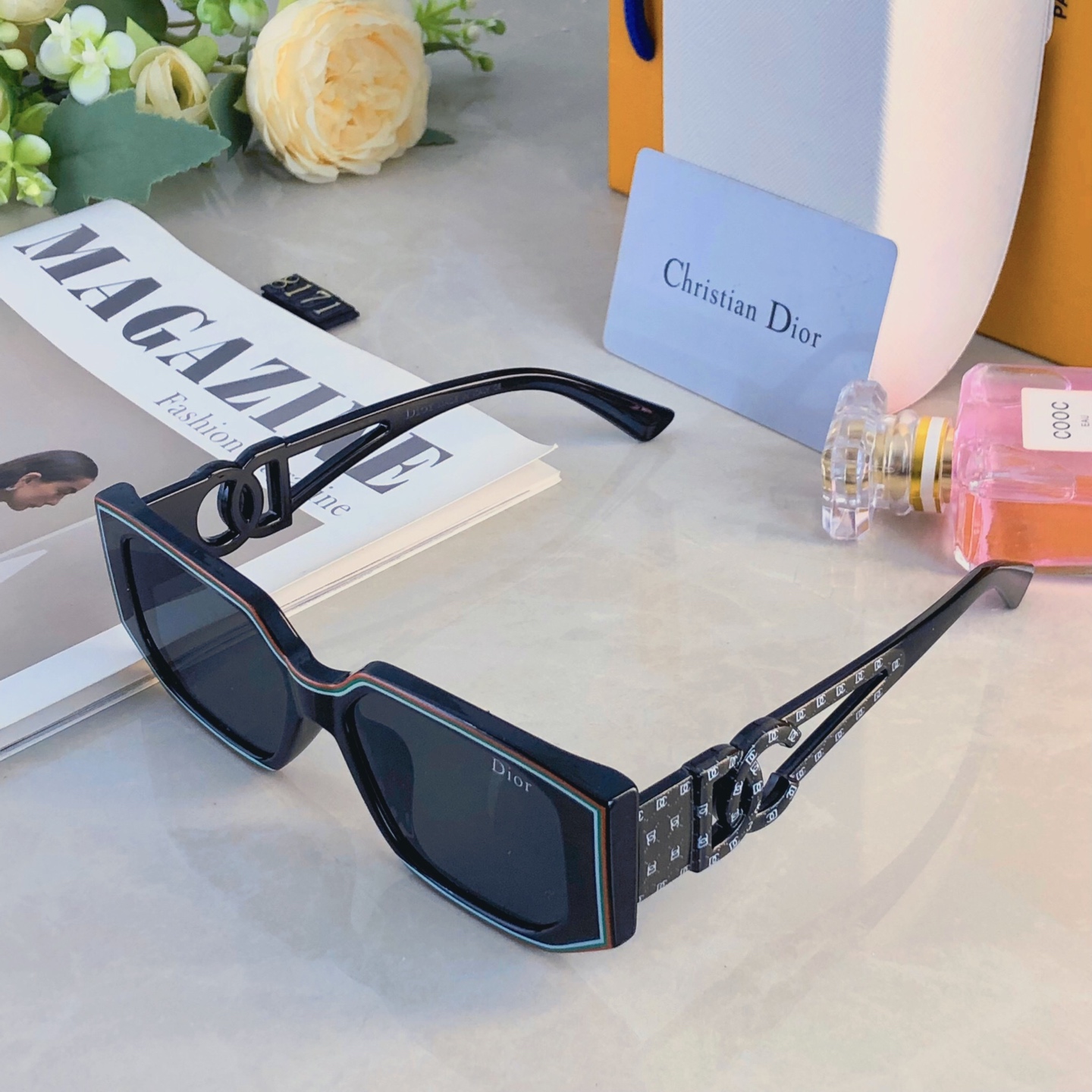 。。Dio*墨镜女黑色高级感个性时尚2026新款网红遮阳防晒度假海边太阳眼镜