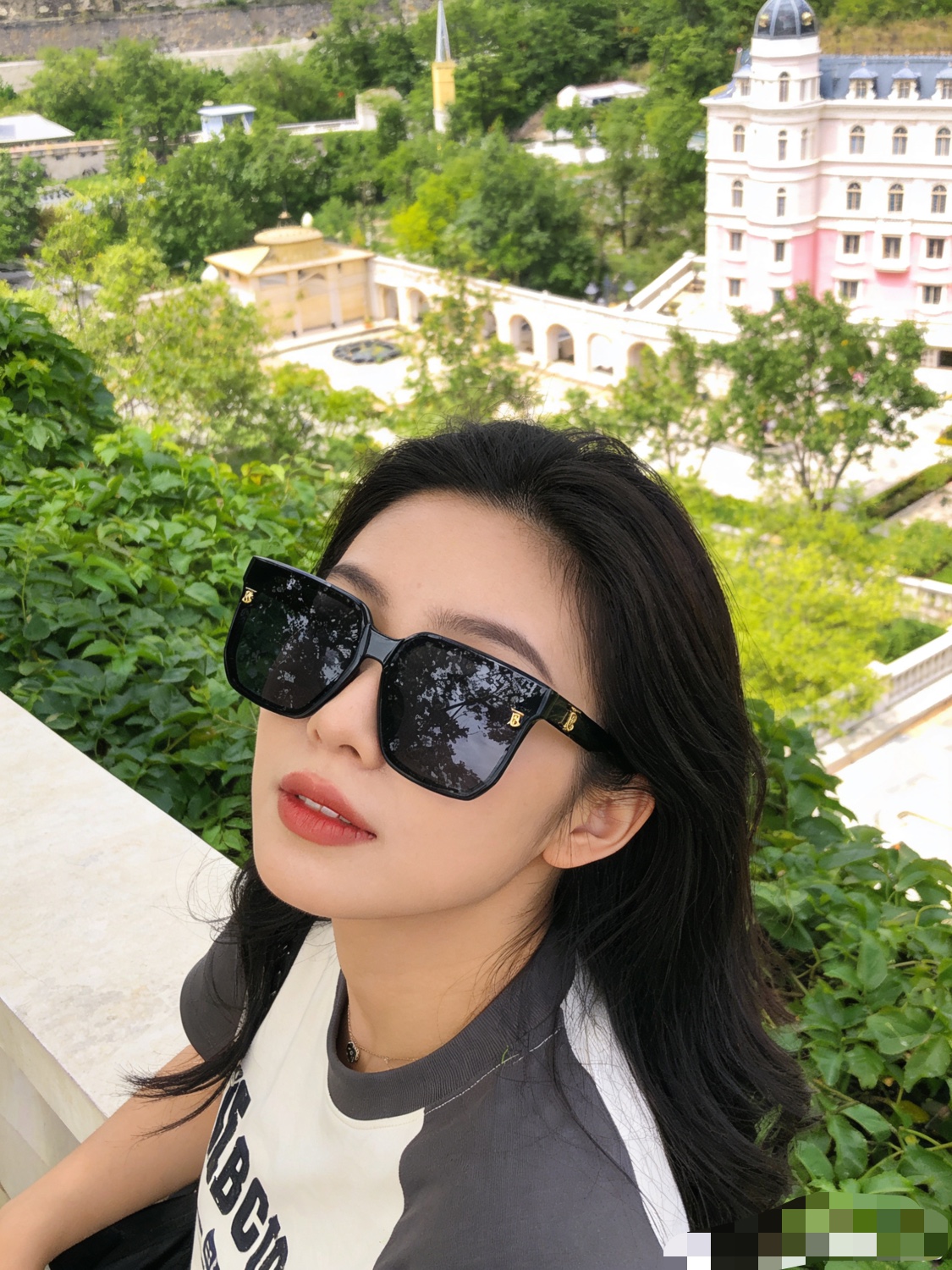 。。Burberr*潮流新款高级感ins夏季女士太阳镜街拍防晒防紫外线韩版潮