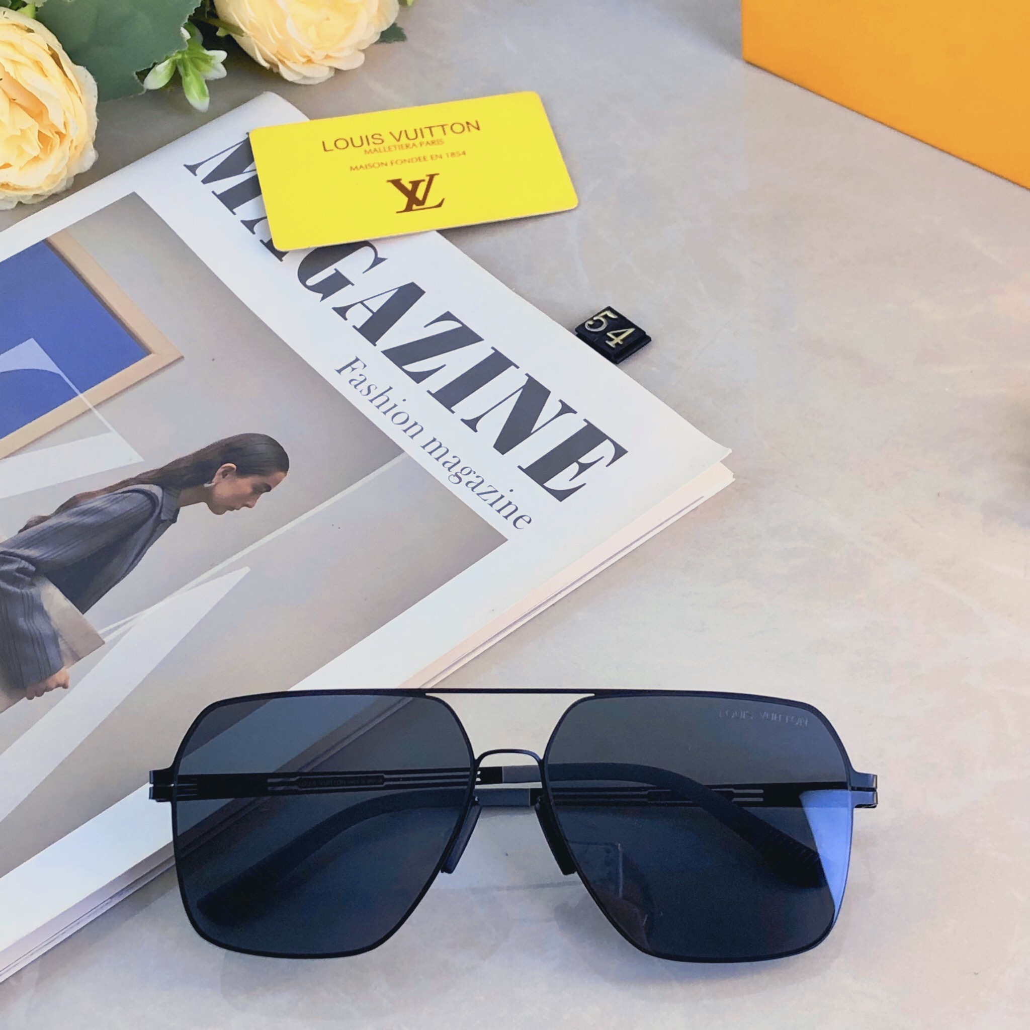 。。Louis vuitto*高清尼龙偏光太阳镜男款高级感驾驶开车专用防晒强光紫外线墨镜