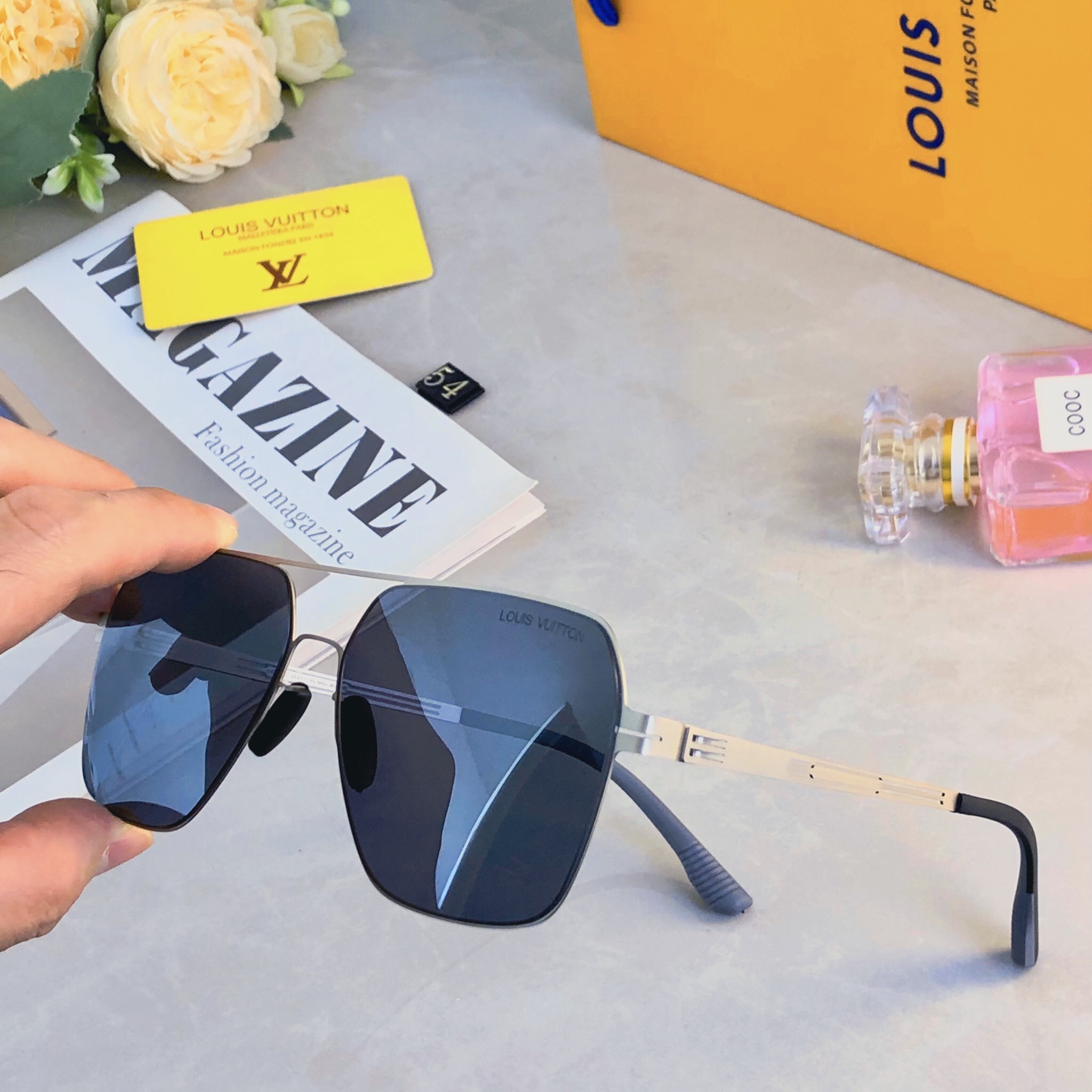 。。Louis vuitto*高清尼龙偏光太阳镜男款高级感驾驶开车专用防晒强光紫外线墨镜